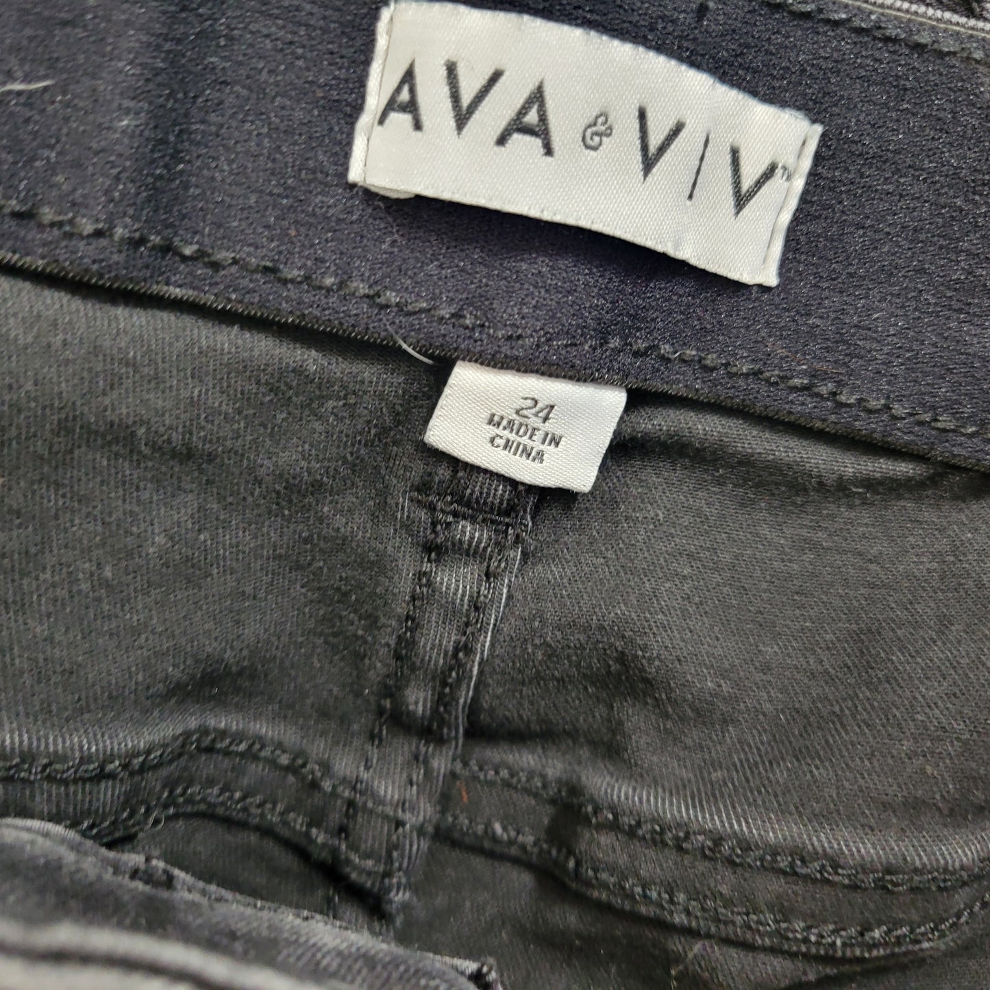 Ava & Viv Womens Plus Size 24 Black Skinny Jeans Cropped Raw Hem Elastic SKI18E