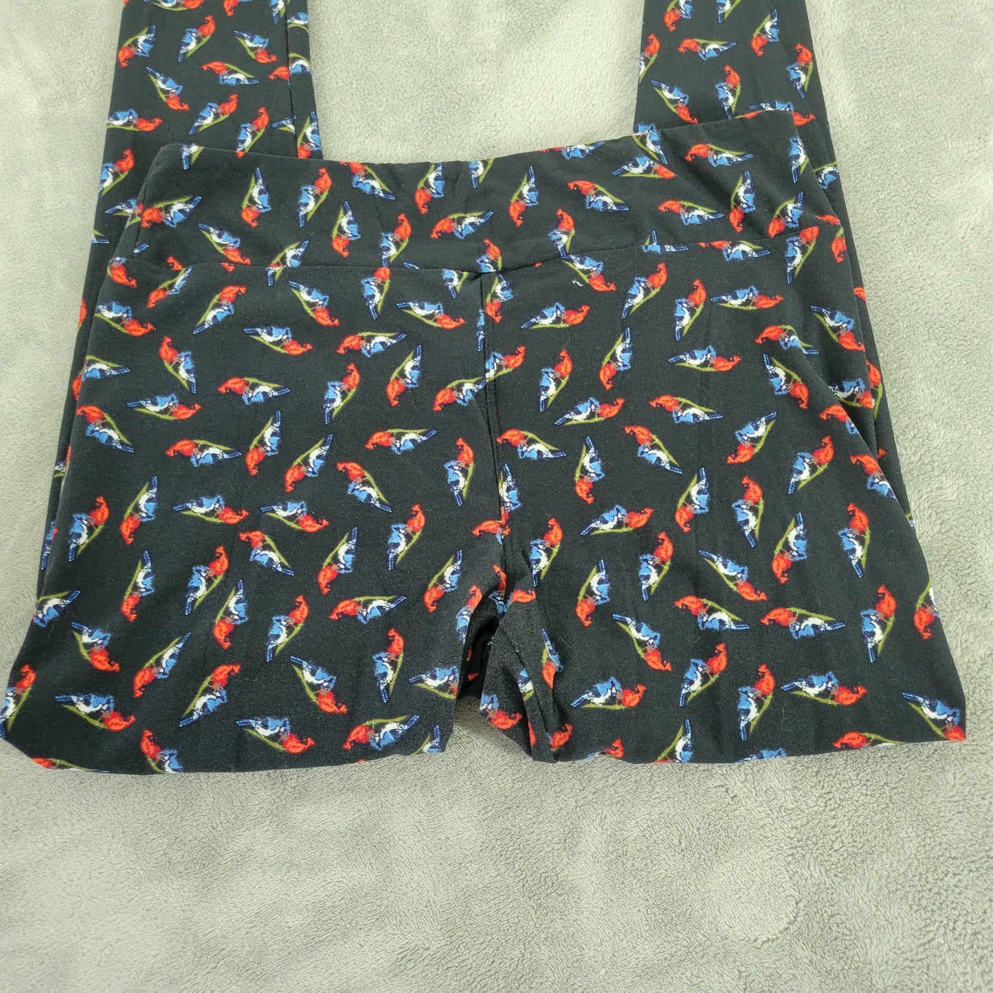 LuLaRoe TC Leggings Tall Curvy Cardinal Blue Jay Birds Pants Yoga 12-18 NOV123E