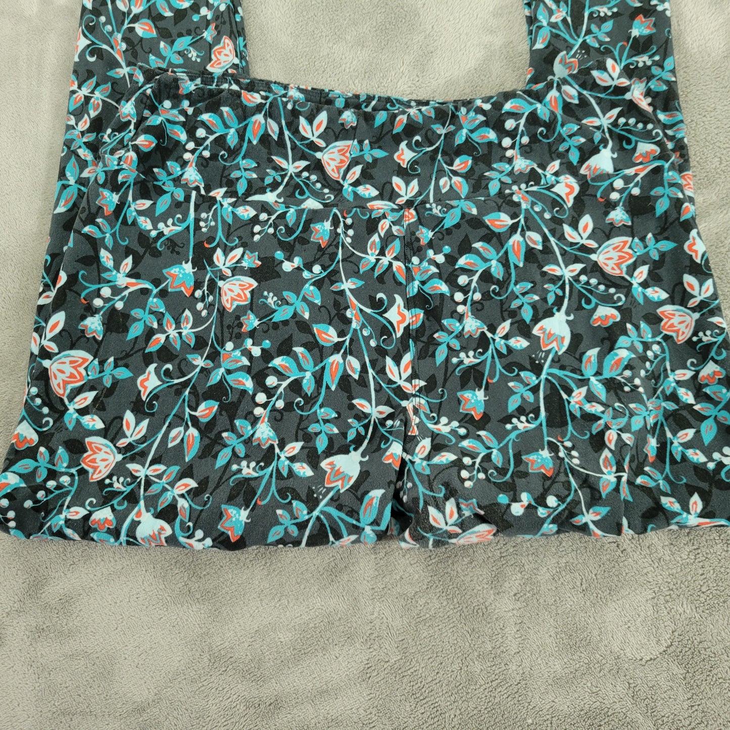 LuLaRoe TC Leggings Tall Curvy Vining Floral Teal Black Yoga Pants FLO106E