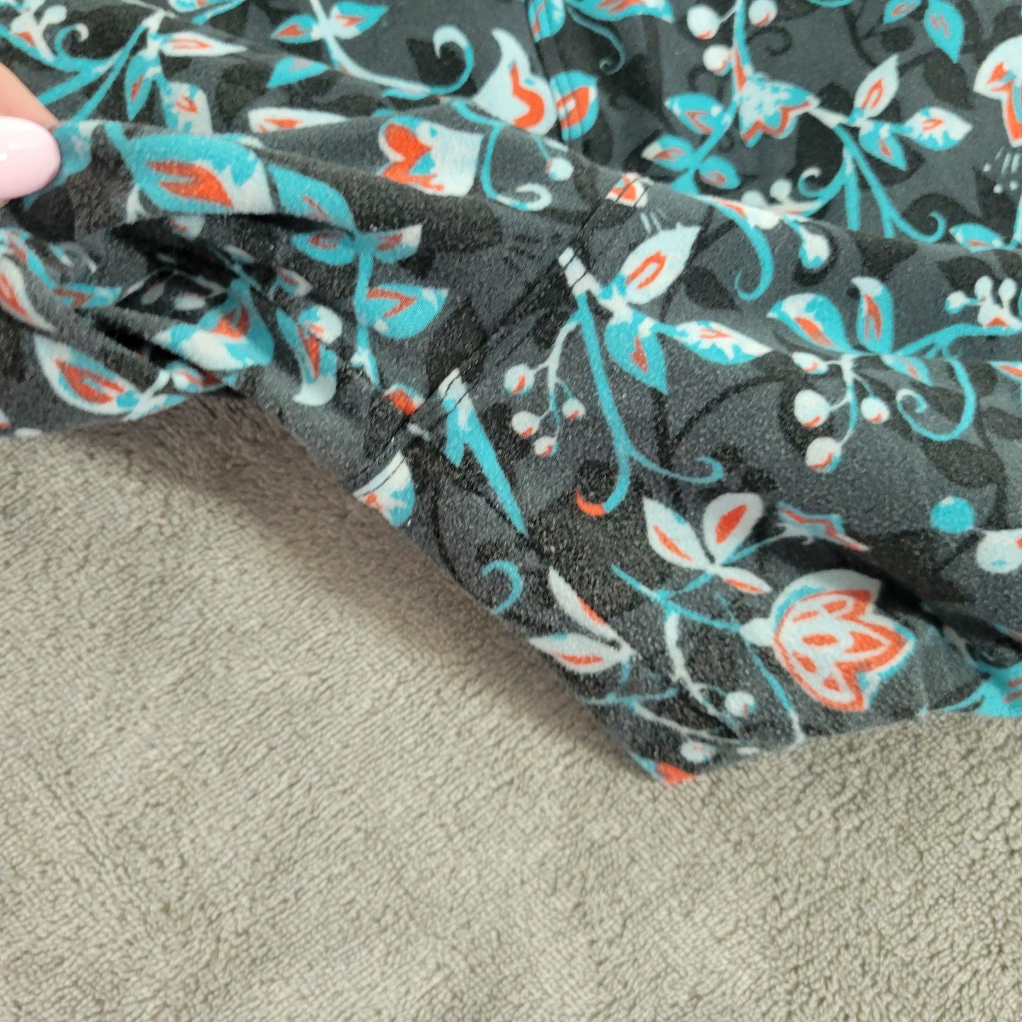 LuLaRoe TC Leggings Tall Curvy Vining Floral Teal Black Yoga Pants FLO106E
