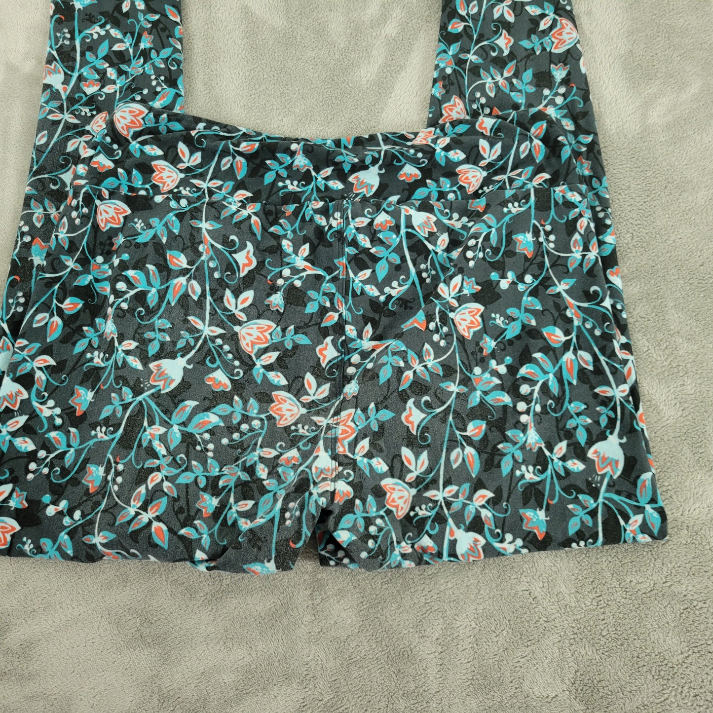 LuLaRoe TC Leggings Tall Curvy Vining Floral Teal Black Yoga Pants FLO106E