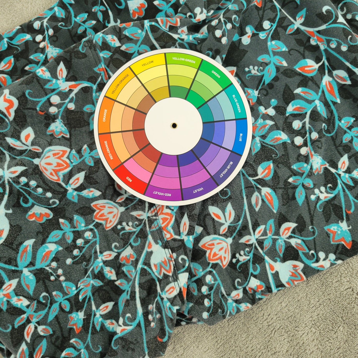 LuLaRoe TC Leggings Tall Curvy Vining Floral Teal Black Yoga Pants FLO106E