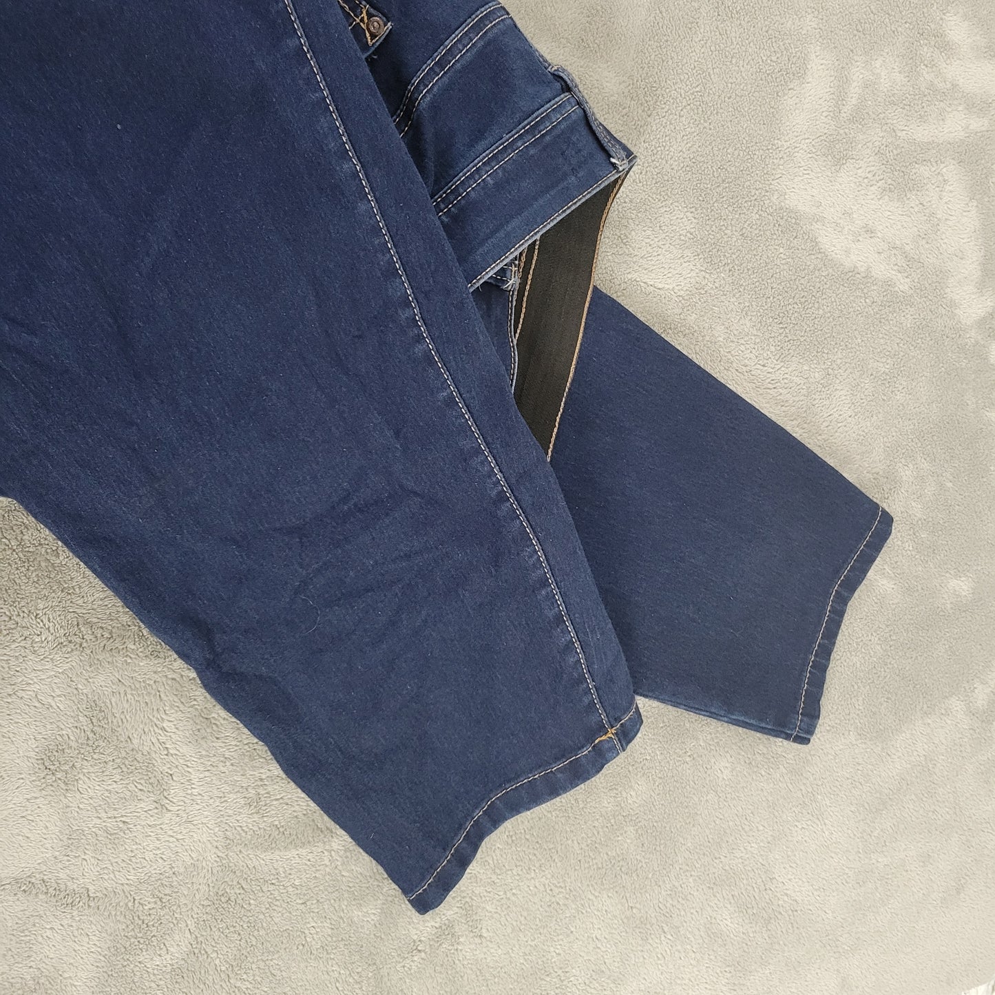Cato Womens Plus Size 26W Dark Wash Jeans Elastic Waist Stretch Pockets SL65E