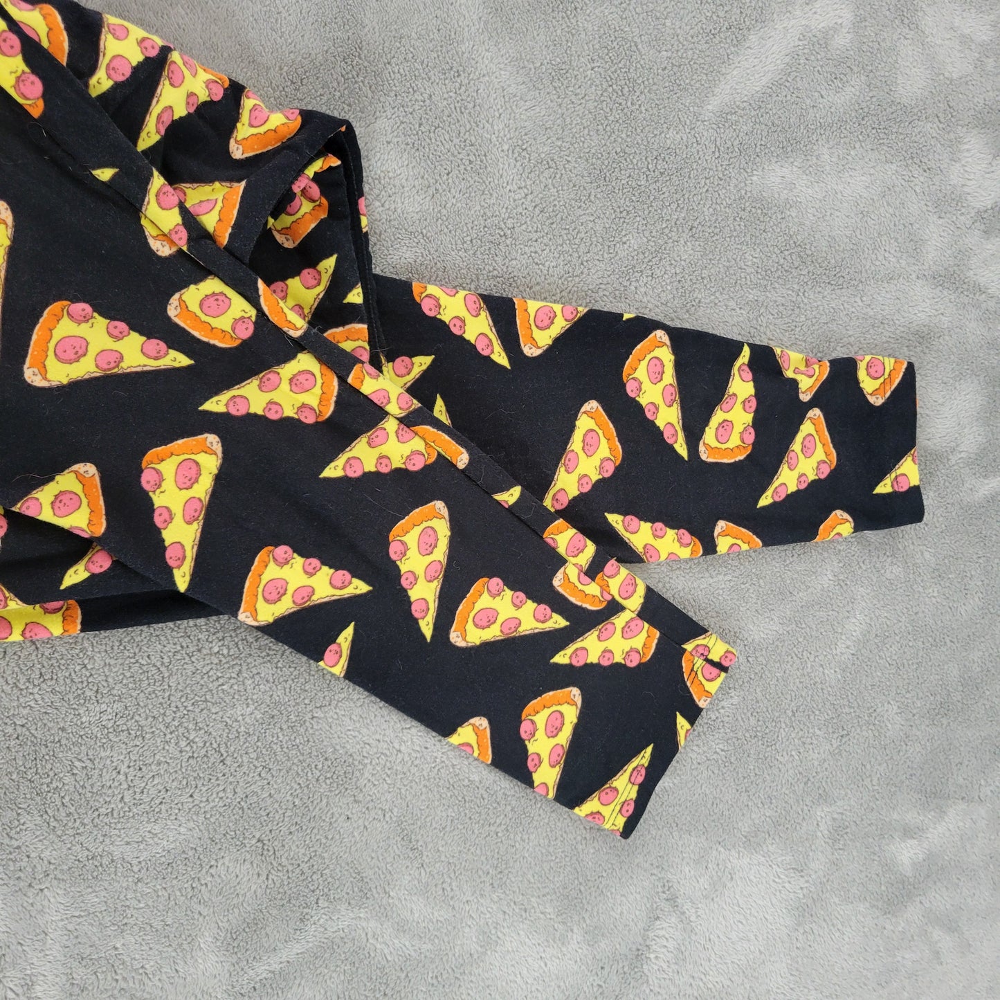 LuLaRoe TC Leggings Tall Curvy Pepperoni Pizza Party Food Pants 12-18 NOV122XE