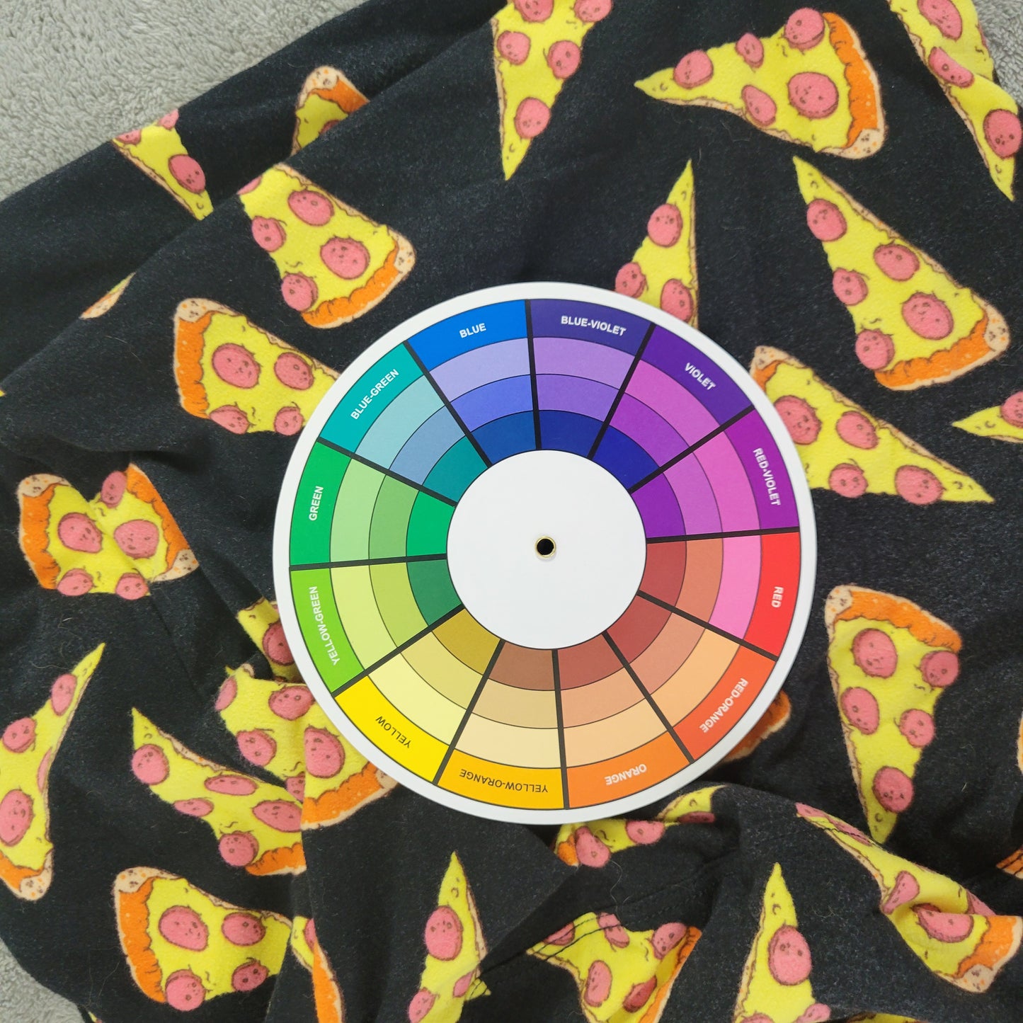 LuLaRoe TC Leggings Tall Curvy Pepperoni Pizza Party Food Pants 12-18 NOV122XE