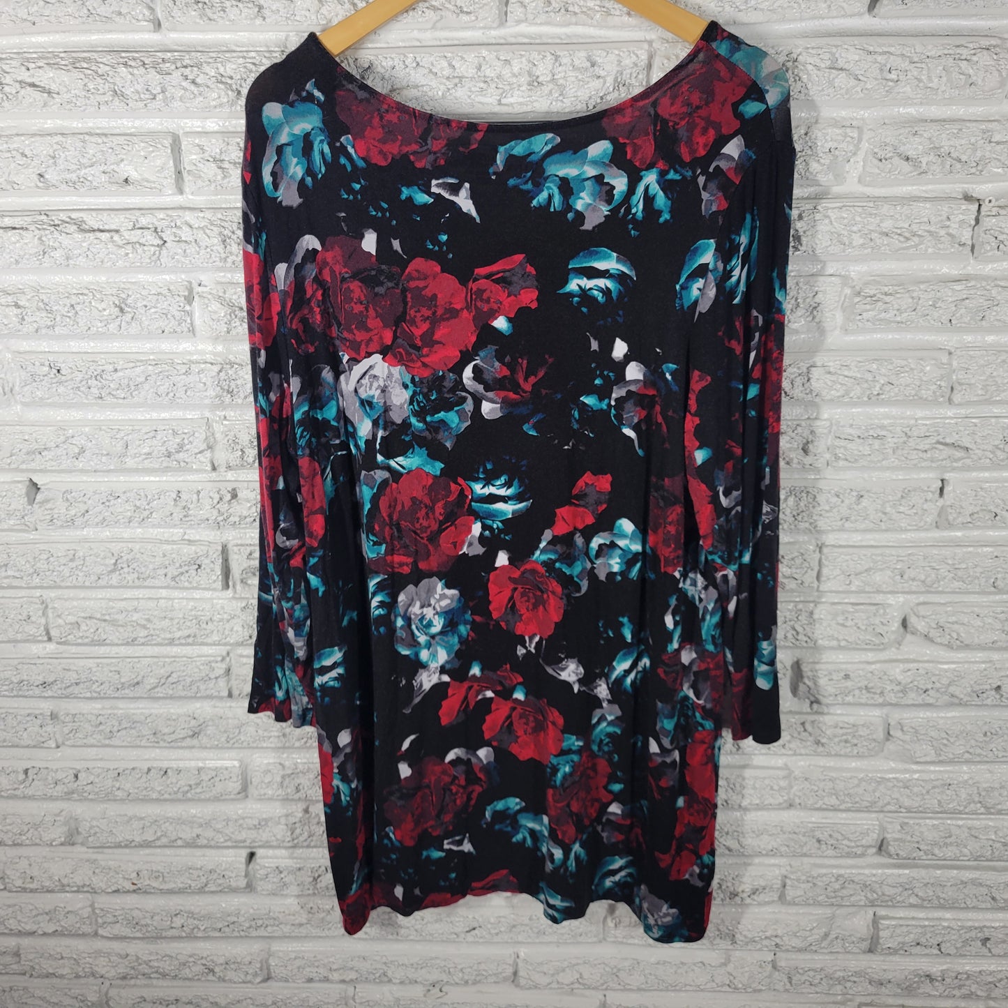 Soma Womens XL Pajama Top Nightgown Long Sleeve Rayon Spandex Floral Rose FLO80E