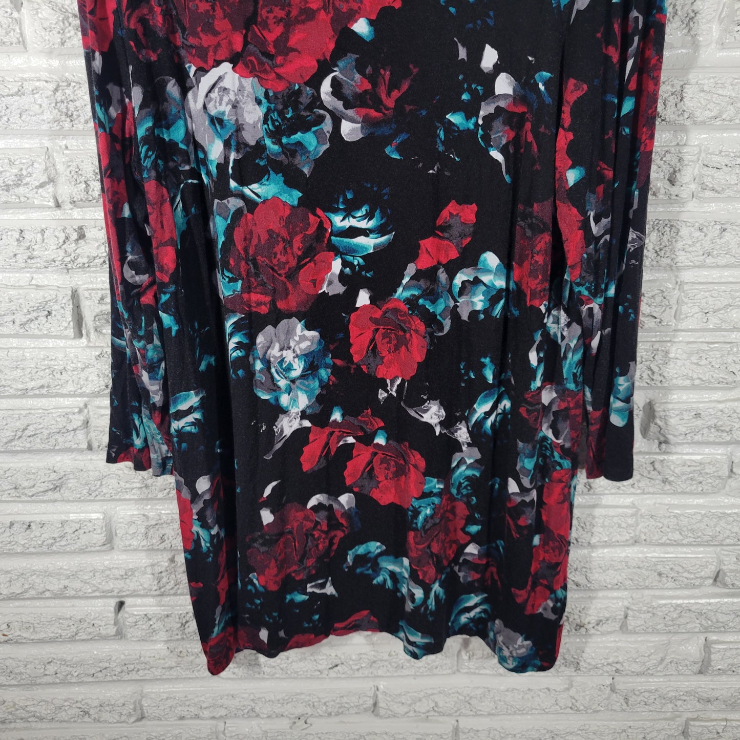 Soma Womens XL Pajama Top Nightgown Long Sleeve Rayon Spandex Floral Rose FLO80E
