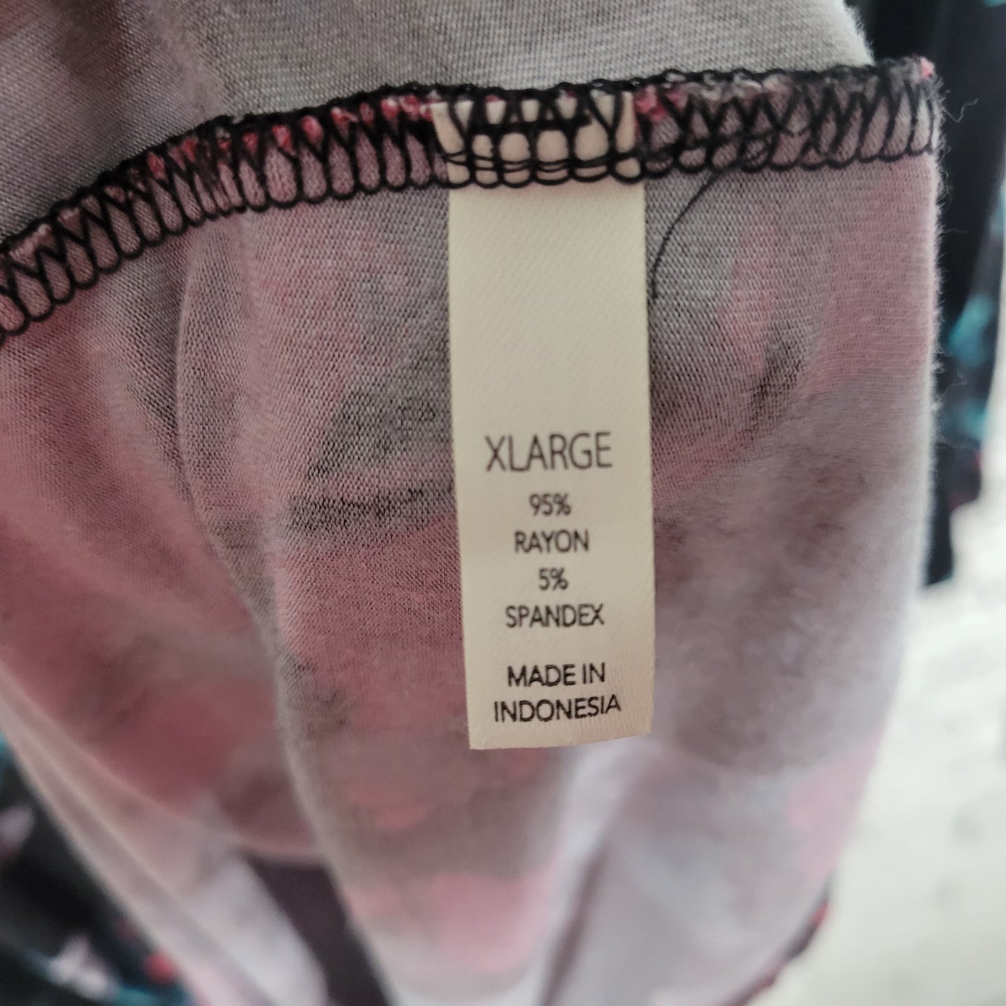 Soma Womens XL Pajama Top Nightgown Long Sleeve Rayon Spandex Floral Rose FLO80E