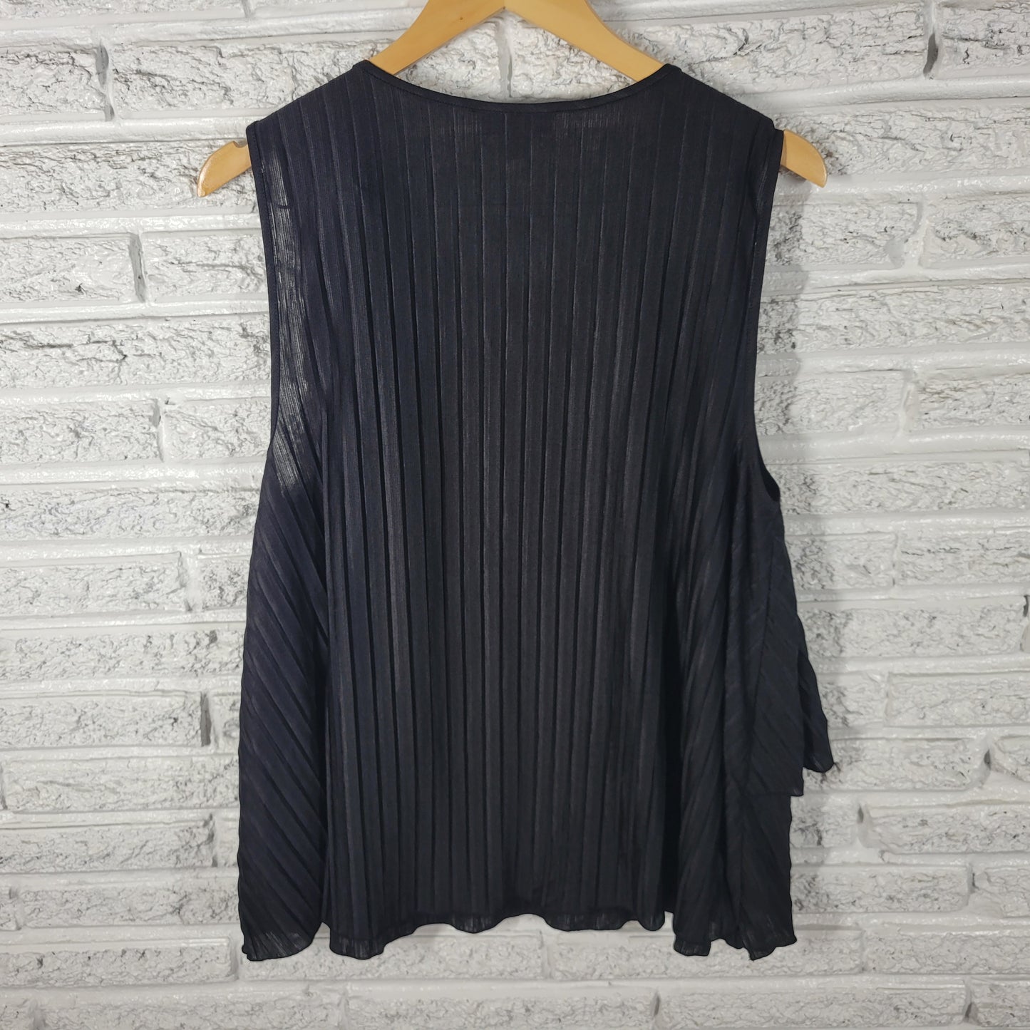 Alfani Womens XL Black Sleeveless Top Round Neck Blouse Tank Shell BLA171E