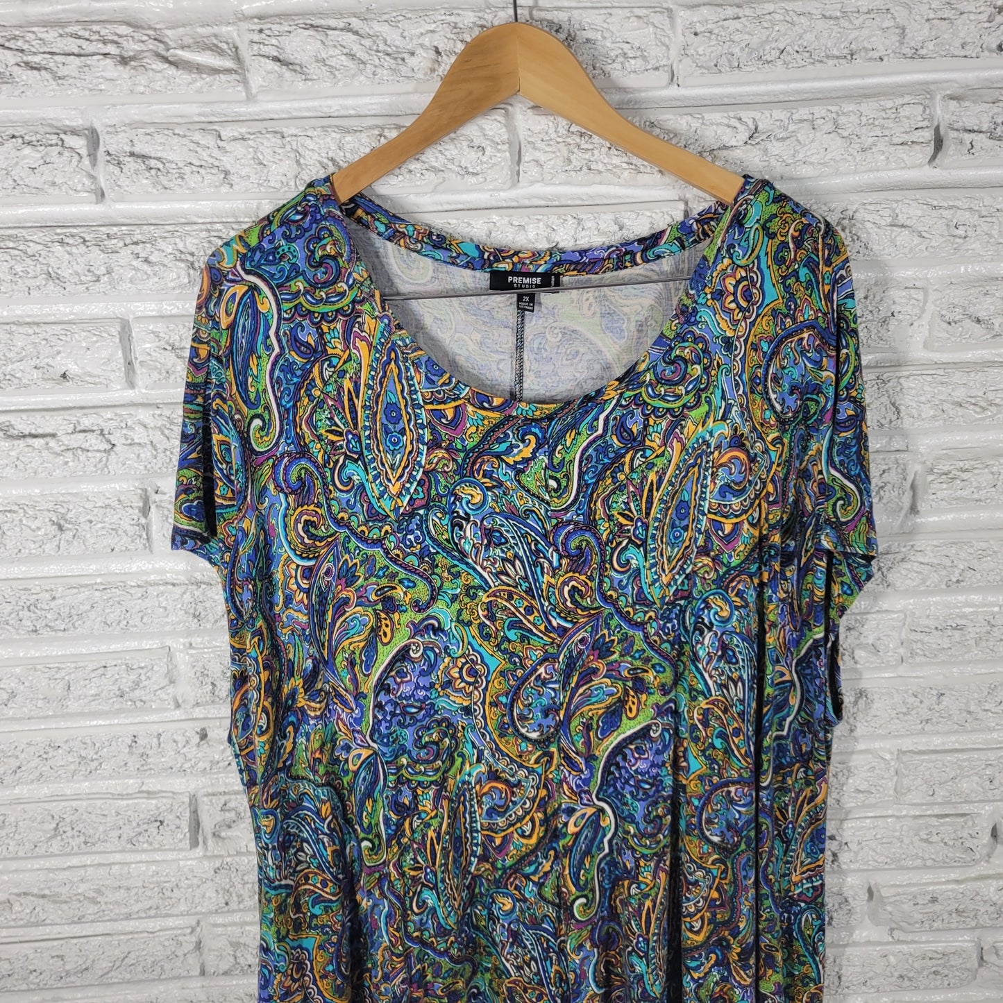 Premise Studio Womens 2X Tunic Sleeveless Paisley Blouse Rayon Spandex PAI26E