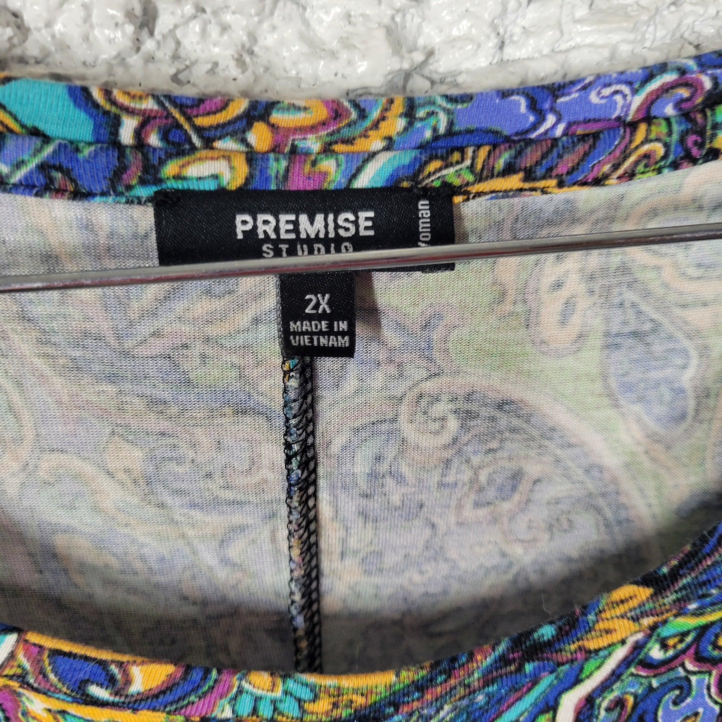 Premise Studio Womens 2X Tunic Sleeveless Paisley Blouse Rayon Spandex PAI26E