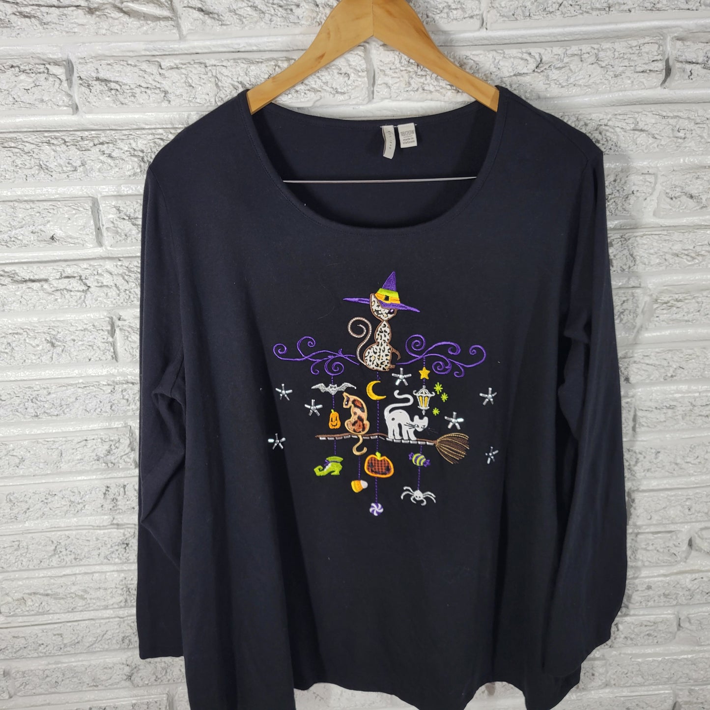 Cato Womens 18W 20W Plus Size Black Halloween Tee Long Sleeve NOV144XE