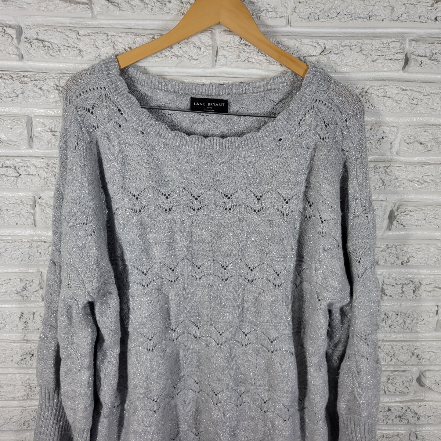 Lane Bryant Women Plus Size 22/24 Sweater Gray Metallic Shimmer Knit SWE55E
