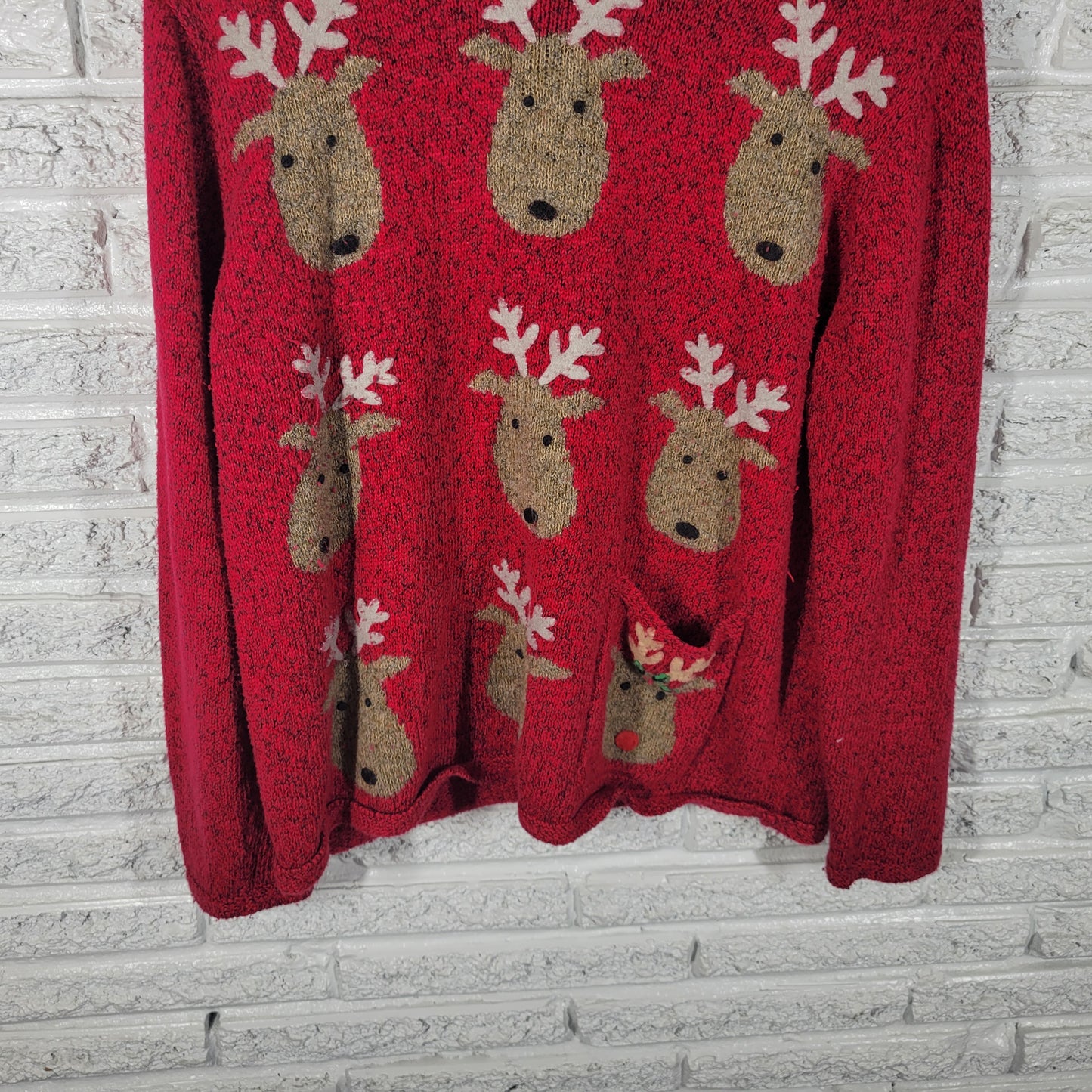 Northern Isles Vintage Christmas Sweater Red Reindeer Pocket Women XL SWE1E