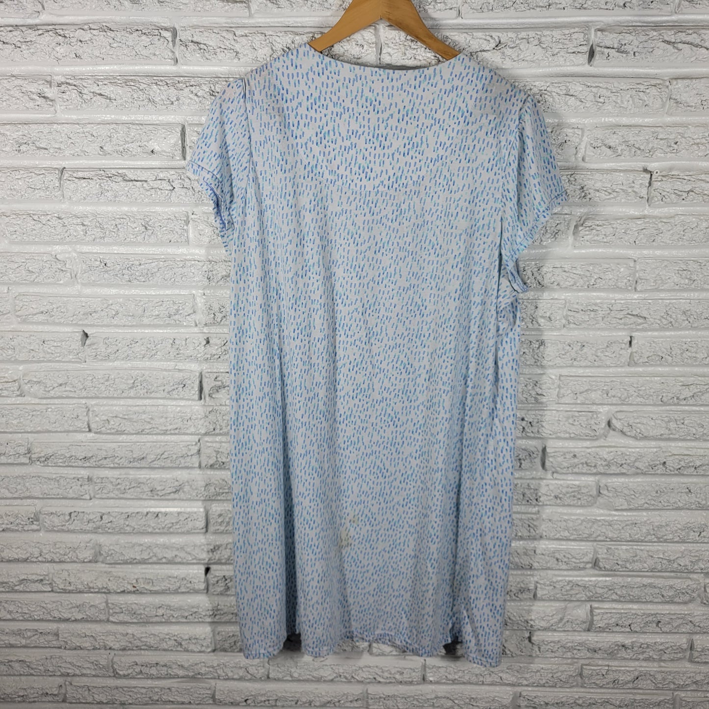 Secret Treasures Womens Nightgown 2X Plus Blue Raindrop Short Sleeve A9XE