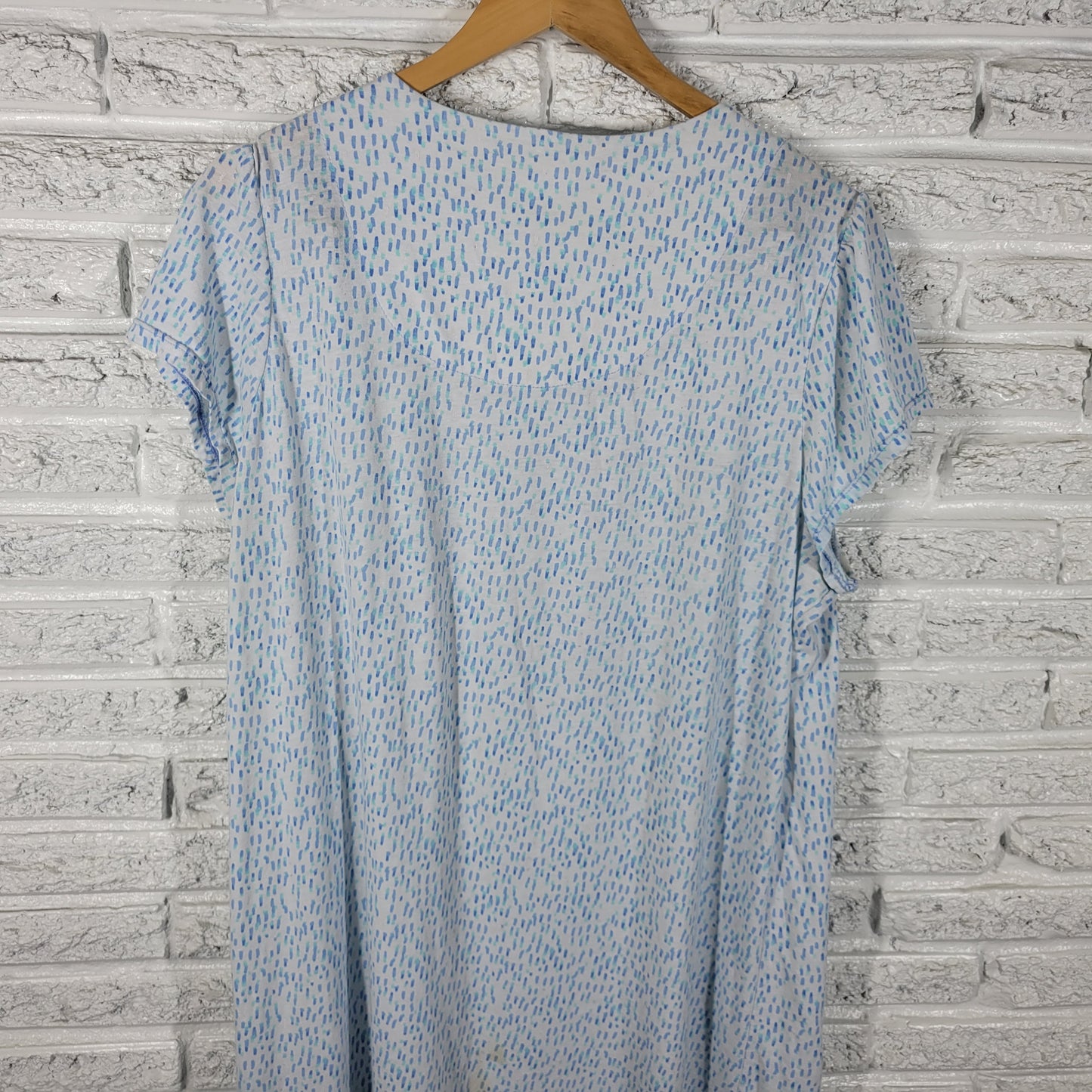 Secret Treasures Womens Nightgown 2X Plus Blue Raindrop Short Sleeve A9XE