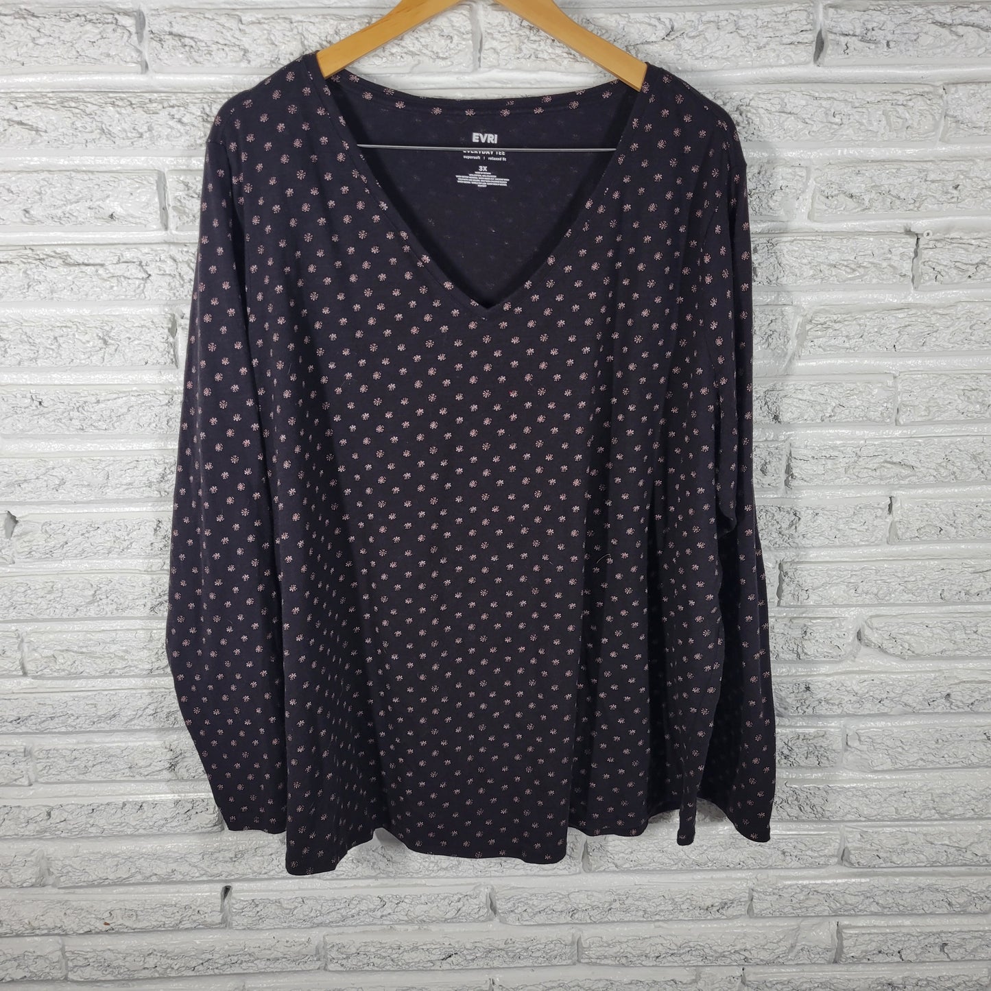 Evri Womens 3X Plus Black Pattern Long Sleeve V-Neck T-Shirt Top Cotton BLA118E