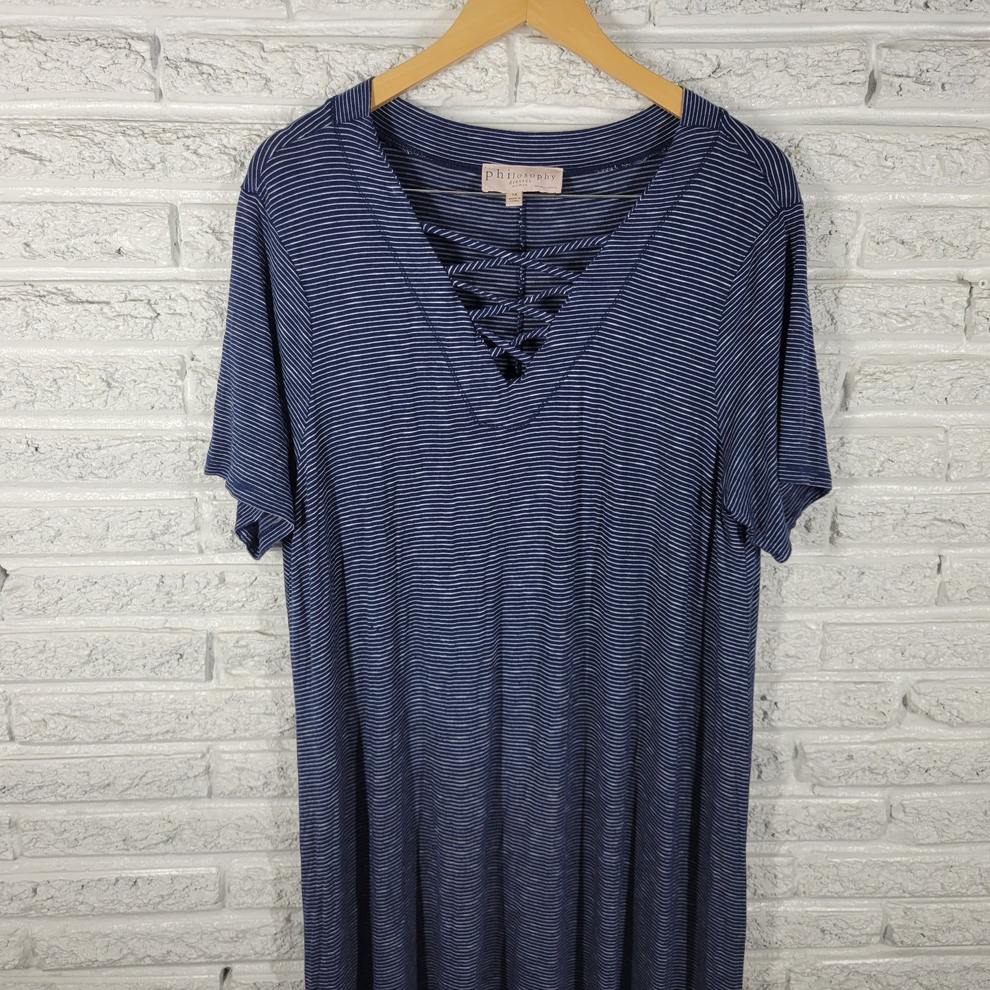Philosophy Women 1X Plus Mini Dress Blue White Striped Lattice VNeck BLU177E