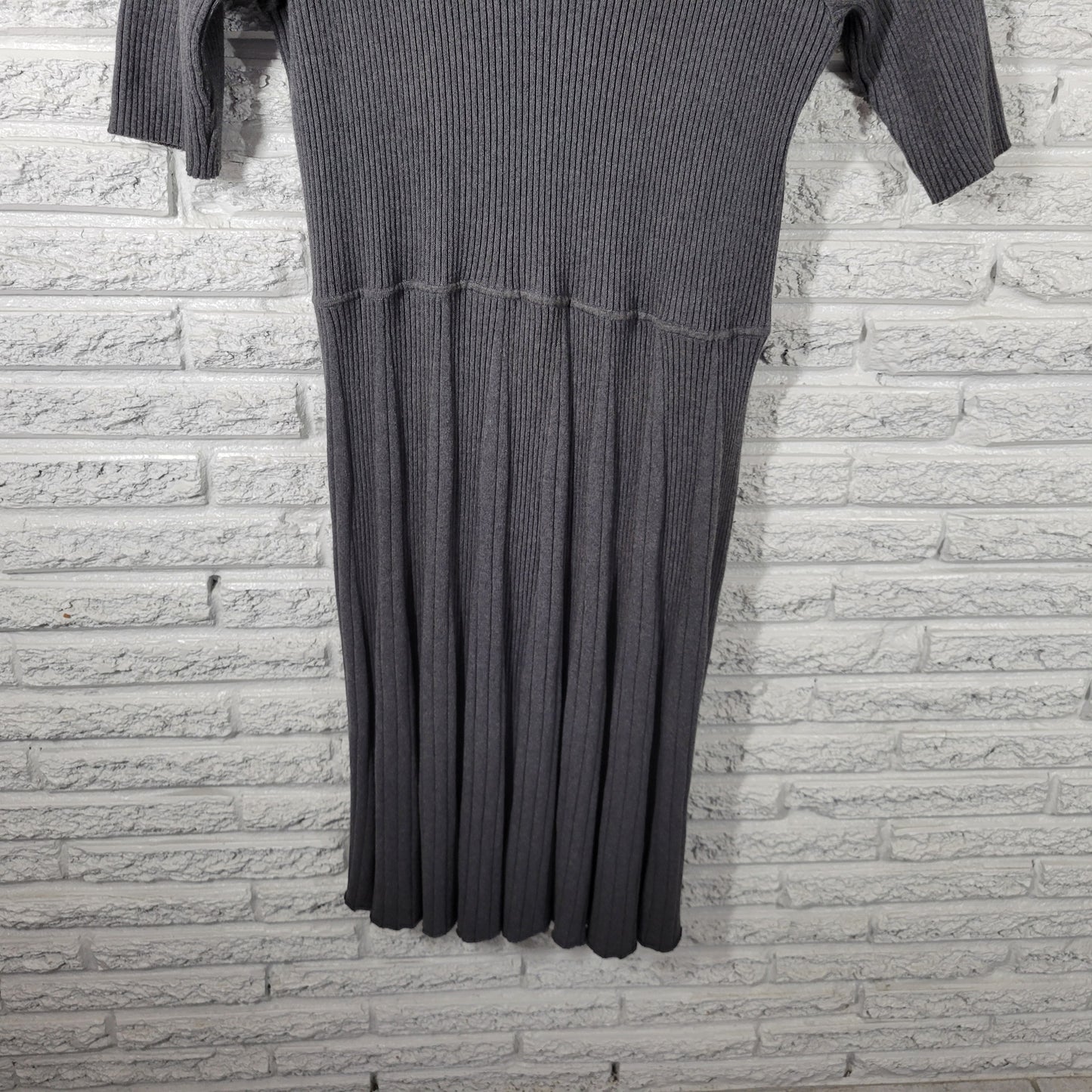 Lane Bryant 26/28 Plus Size Gray Sweater Dress V Neck Knee Length Cotton SWE124E