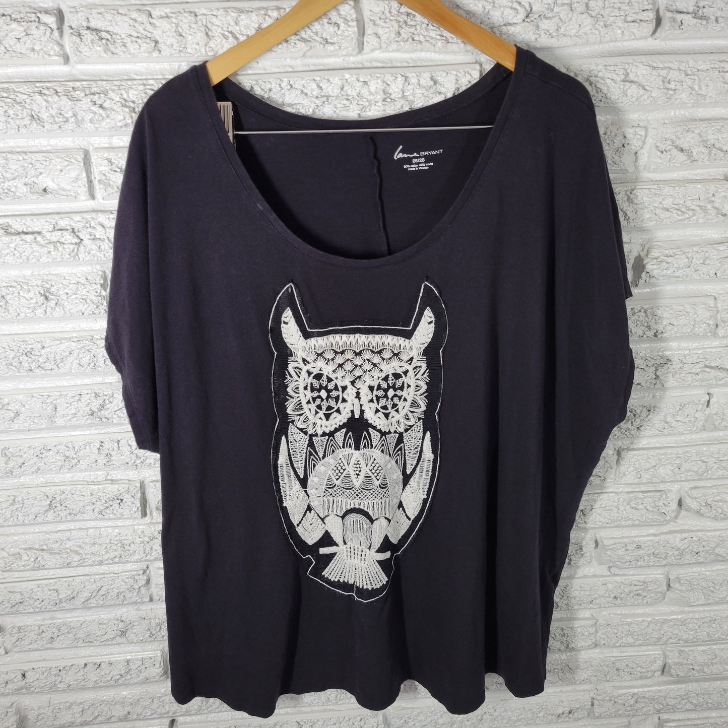 Lane Bryant Womens 26/28 Black Cotton Embroidered Owl Sleeveless Tee BLA176E