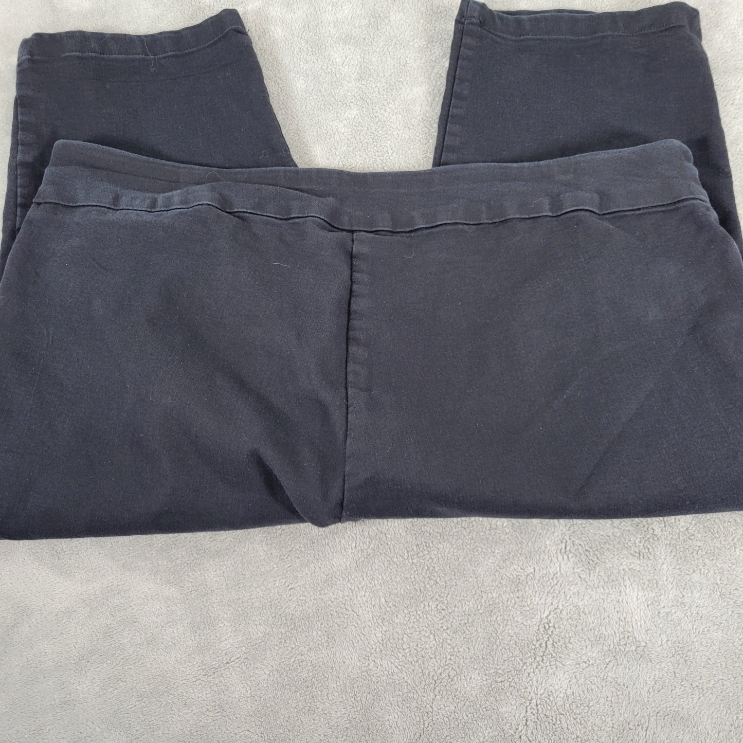 Croft & Barrow Womens Effortless Capri Pants 22W Plus Black Pull On CAP22E