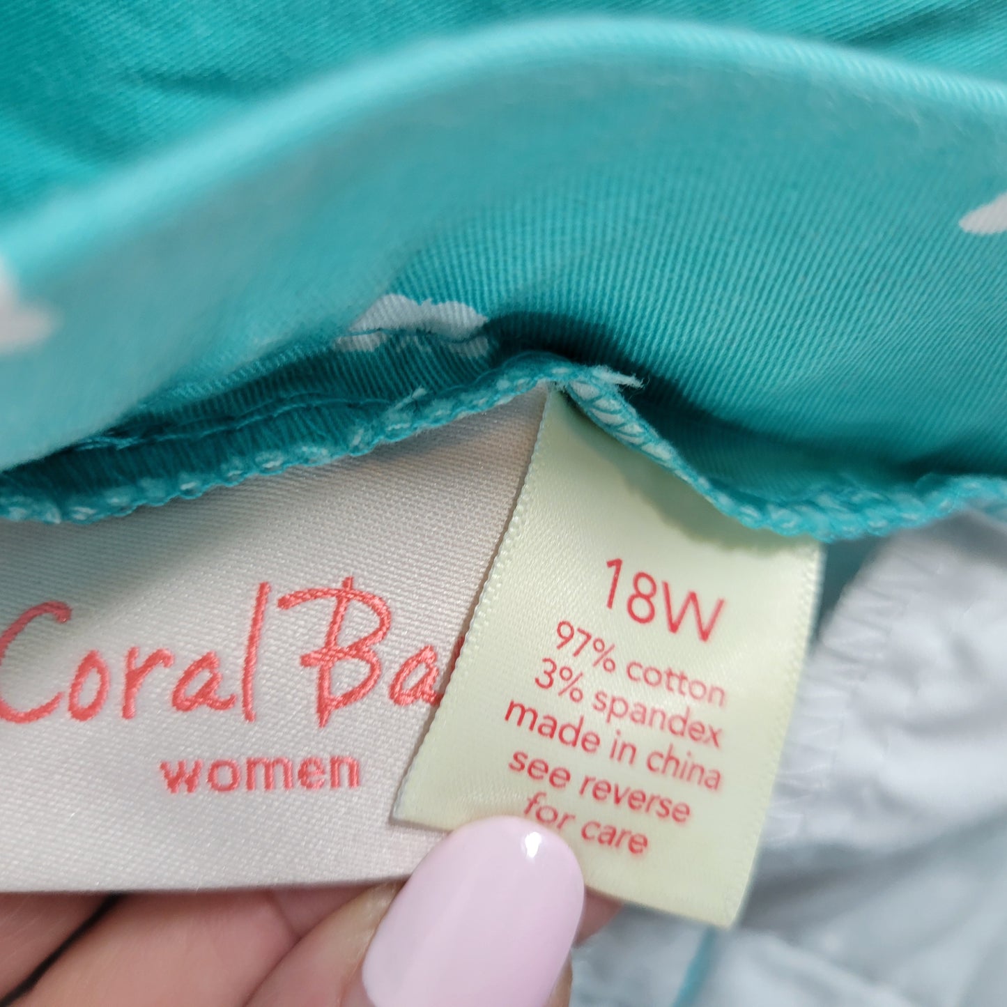 Coral Bay Womens 18W Blue White Butterfly Capri Pants Elastic Waist CAP31E