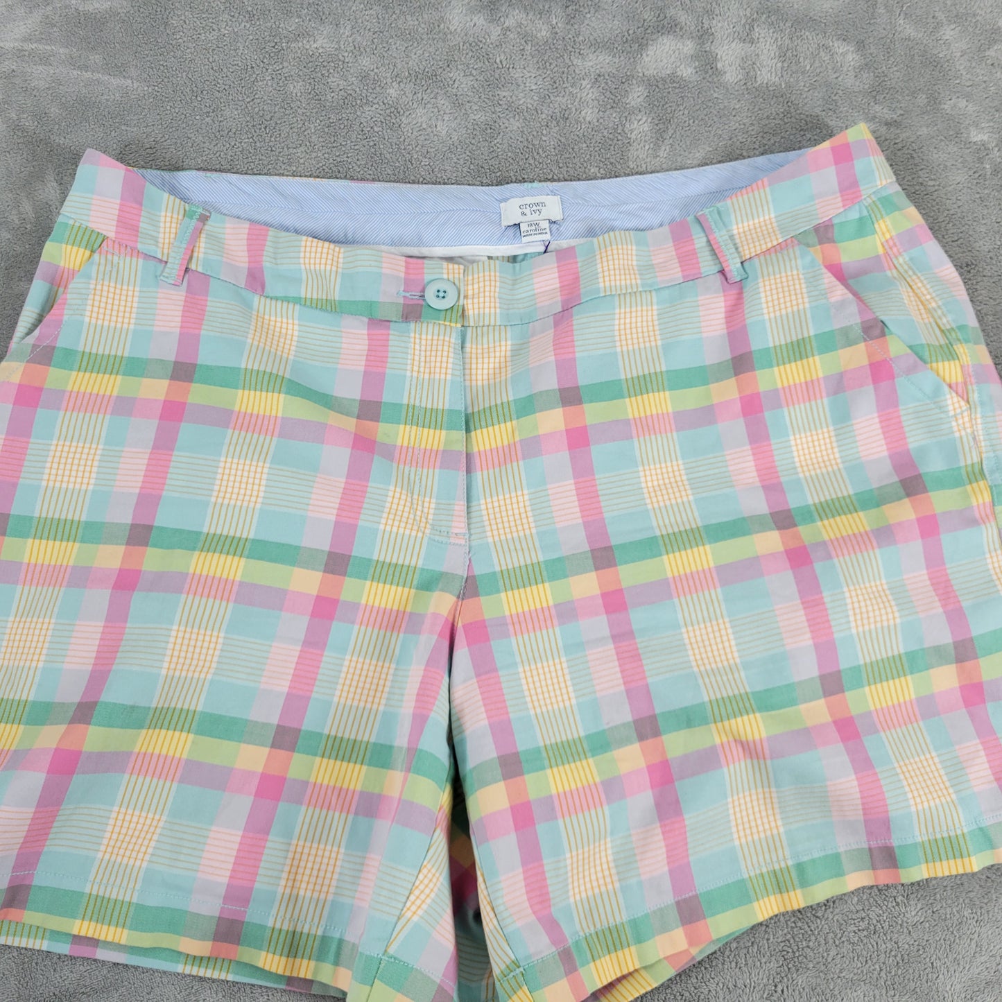 Crown & Ivy Womens 18W Caroline Pastel Plaid Chino Shorts Stretch Pockets PLA14E
