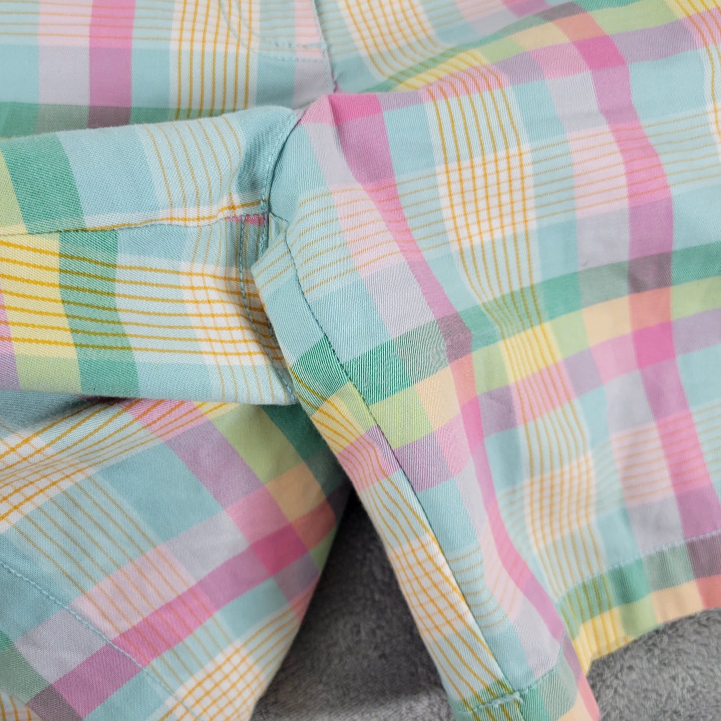 Crown & Ivy Womens 18W Caroline Pastel Plaid Chino Shorts Stretch Pockets PLA14E