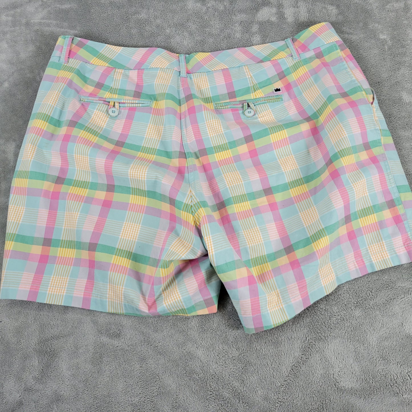 Crown & Ivy Womens 18W Caroline Pastel Plaid Chino Shorts Stretch Pockets PLA14E
