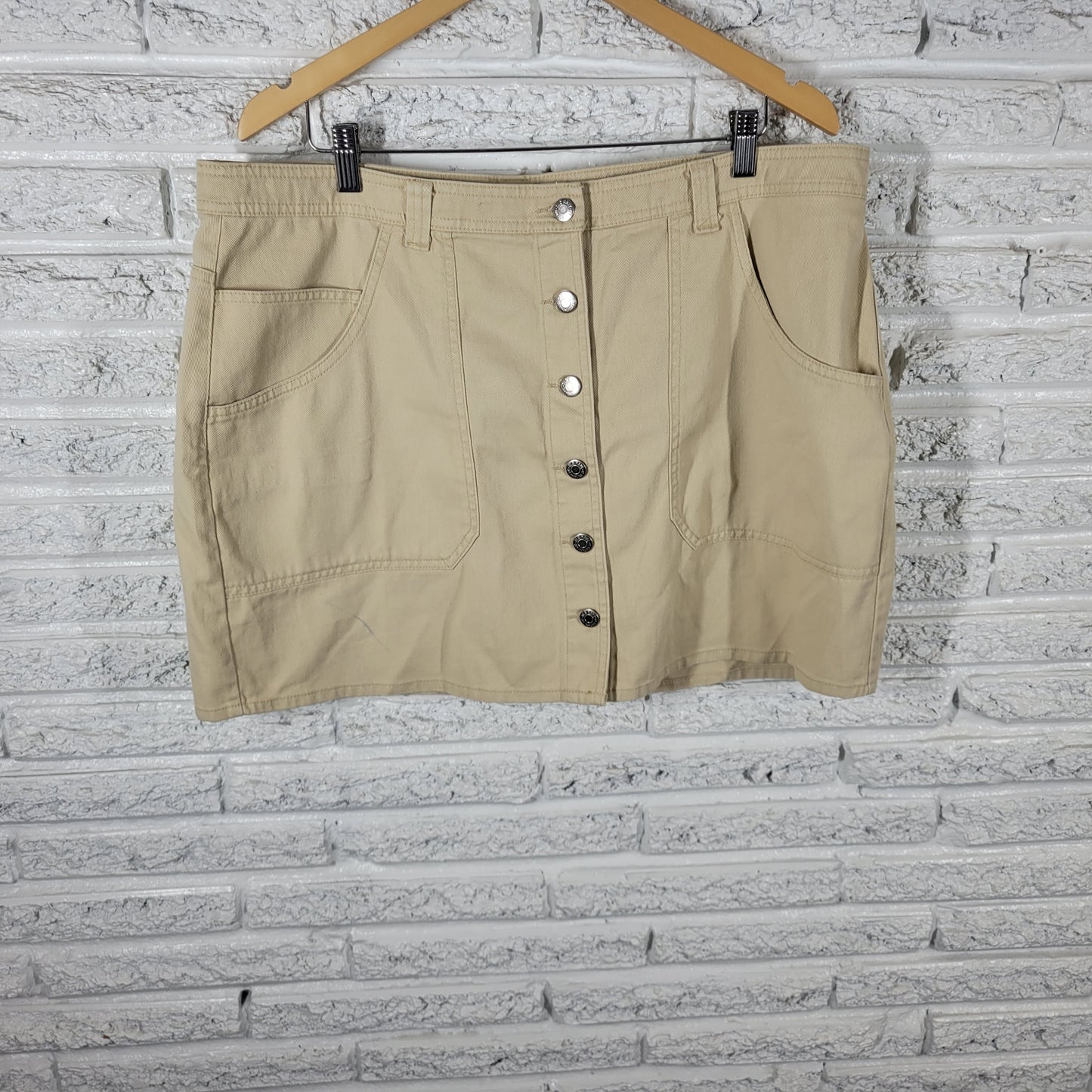 Old Navy Womens 18 Beige Denim Mini Skirt Button Front Pockets Jean Casual C1E