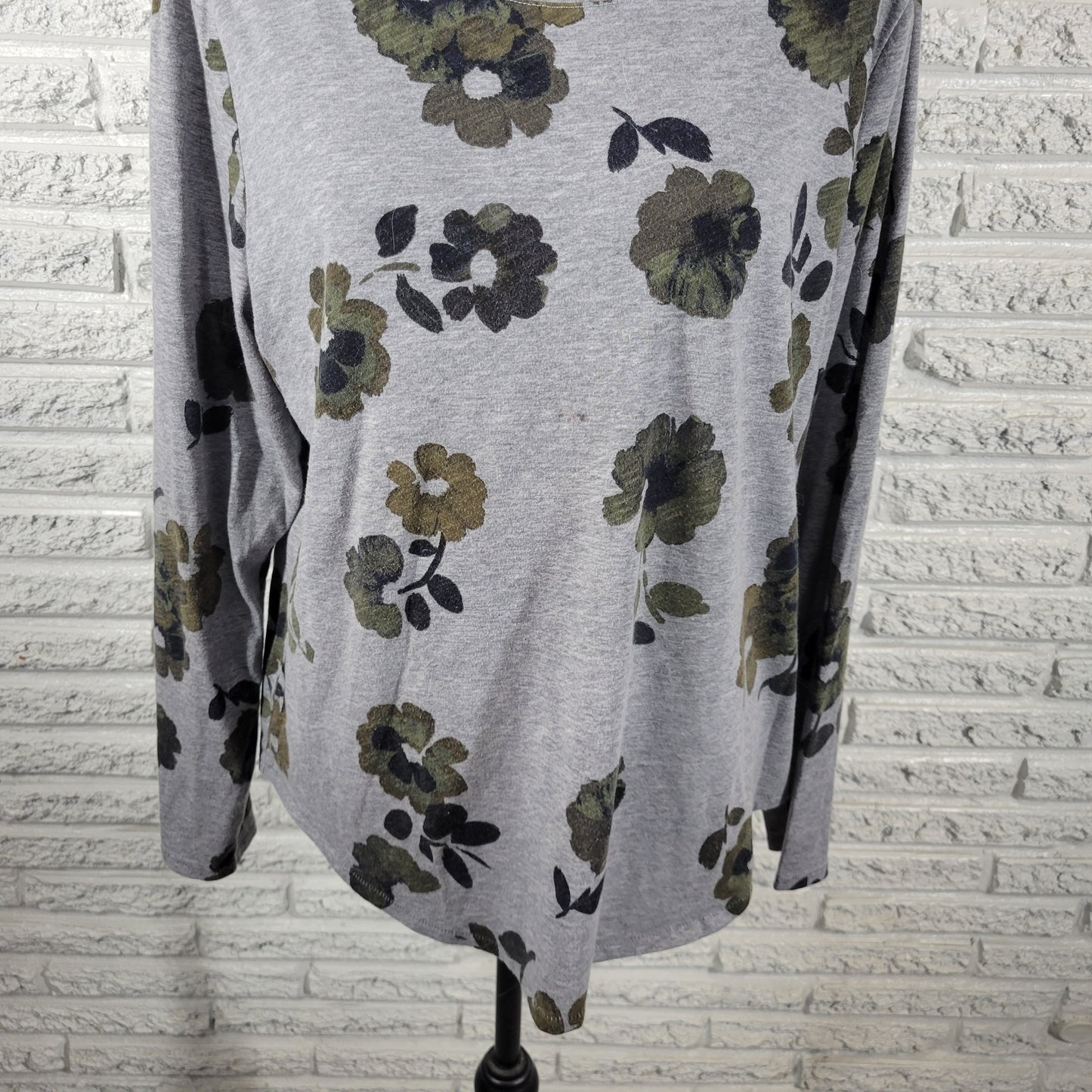 Sonoma Everyday Gray Green Floral Tee XL Women Long Sleeve Cotton Blend FLO213E