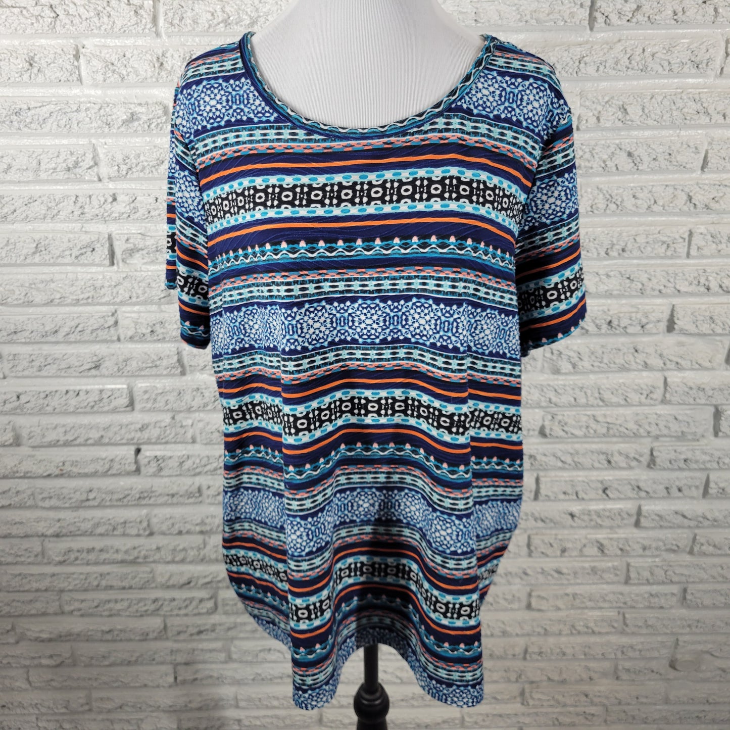 East 5th Women Plus 2X Blue Red Geometric Pleat Tee Short Sleeve GEO166E