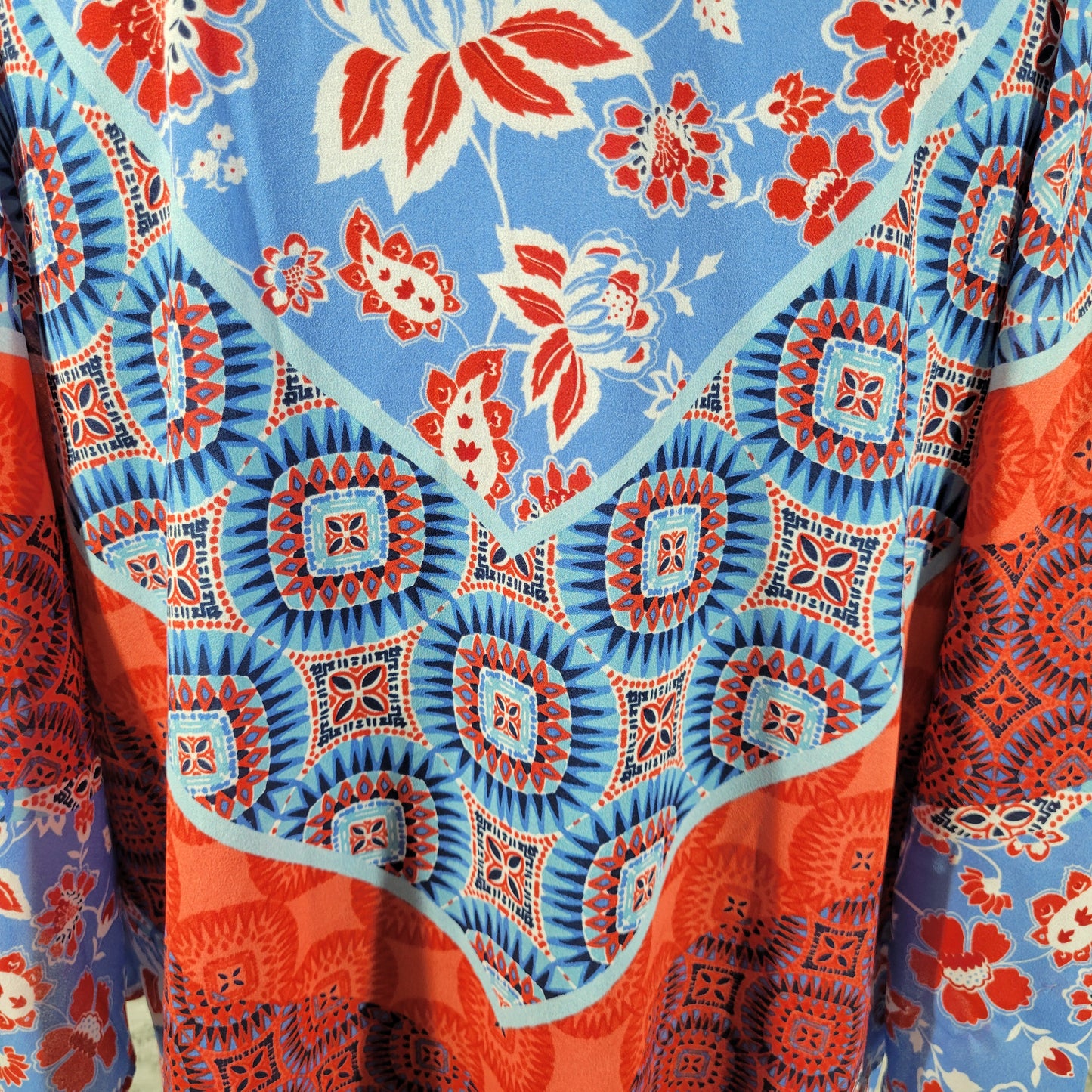 Ruby Rd Tunic XL Kimono Sleeve Geometric Blue Red Bandana V-Neck GEO157XE