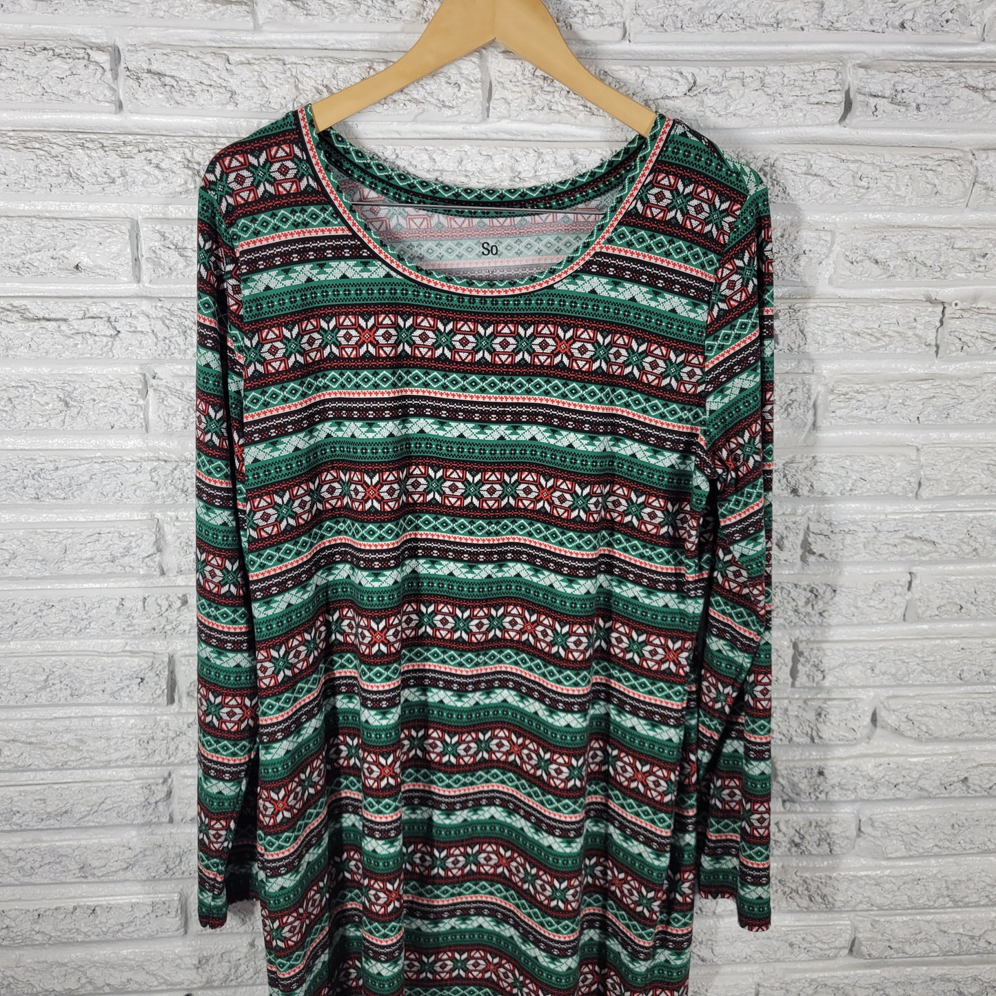 SO Christmas Nightgown 1X Plus Red Green Plaid Holiday Sleepwear NOV159E