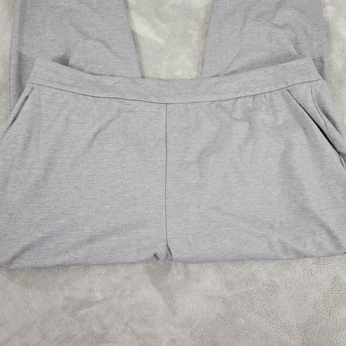Lane Bryant Pants 22/24 Plus Gray Capri Crop Elastic Waist Stretch GRA34E