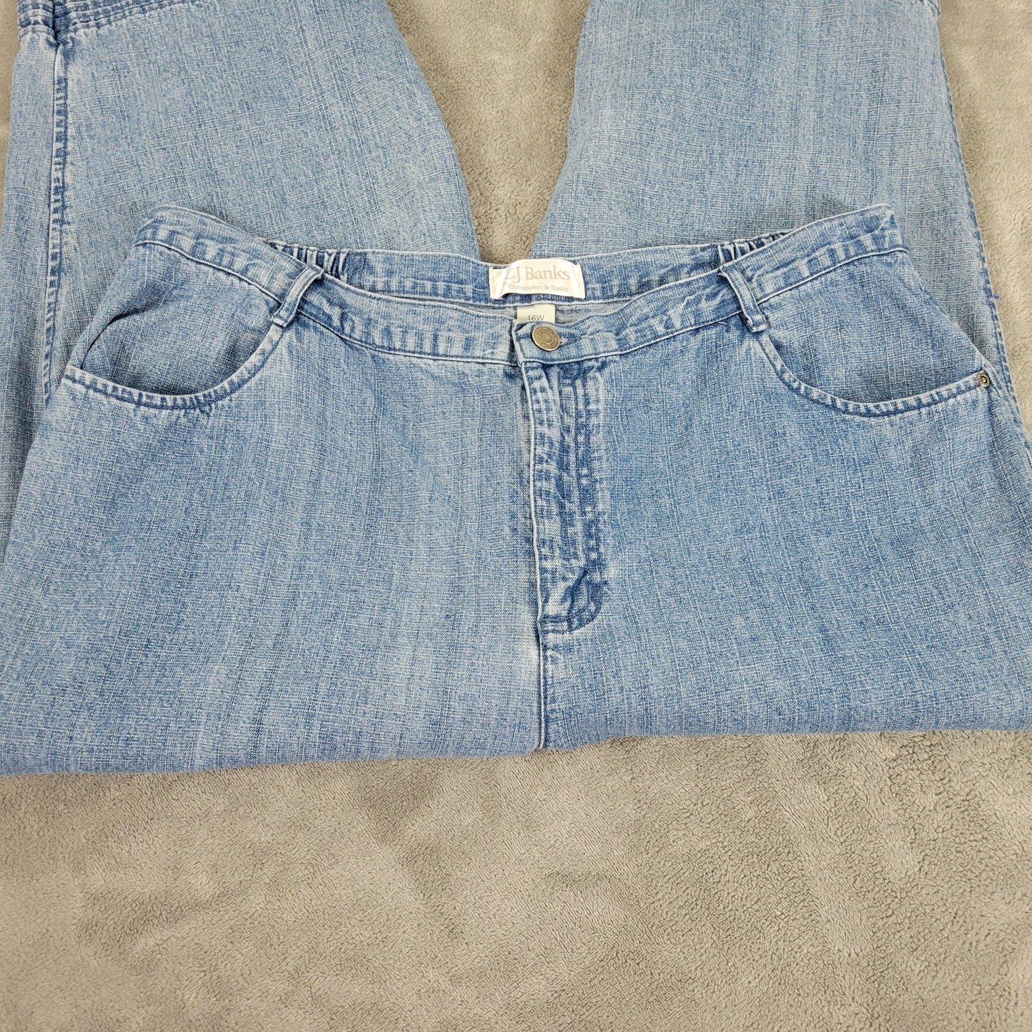 CJ Banks Jeans 16W Plus Medium Blue Denim Capri Pleated Hem CAP32E