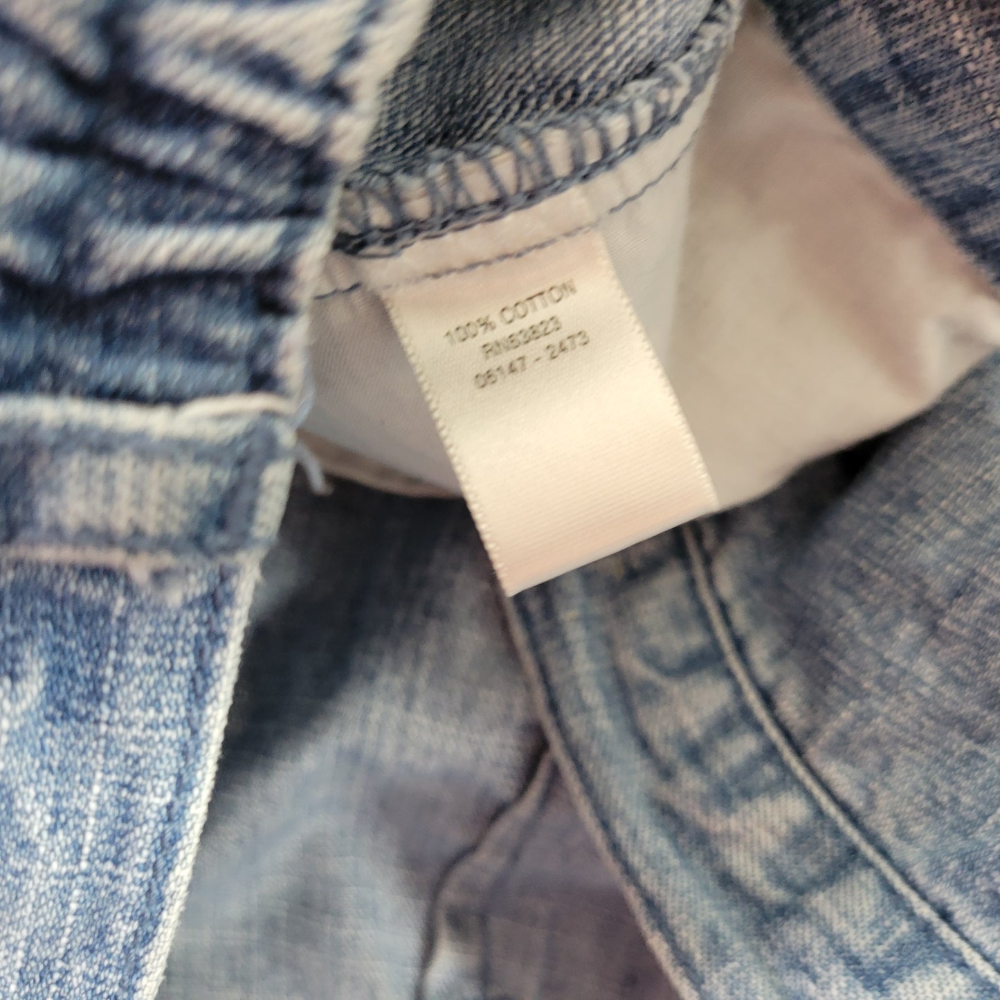 CJ Banks Jeans 16W Plus Medium Blue Denim Capri Pleated Hem CAP32E