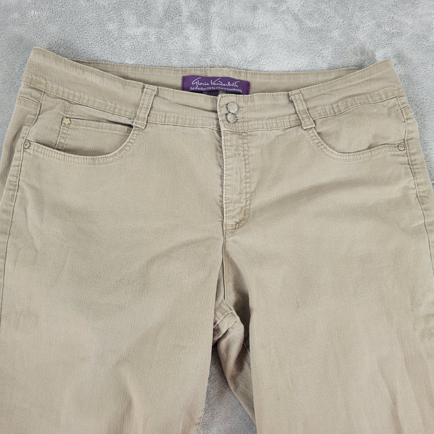 Gloria Vanderbilt Bermuda Shorts 18 Plus Tan Denim Embroidered Pocket SHO3E