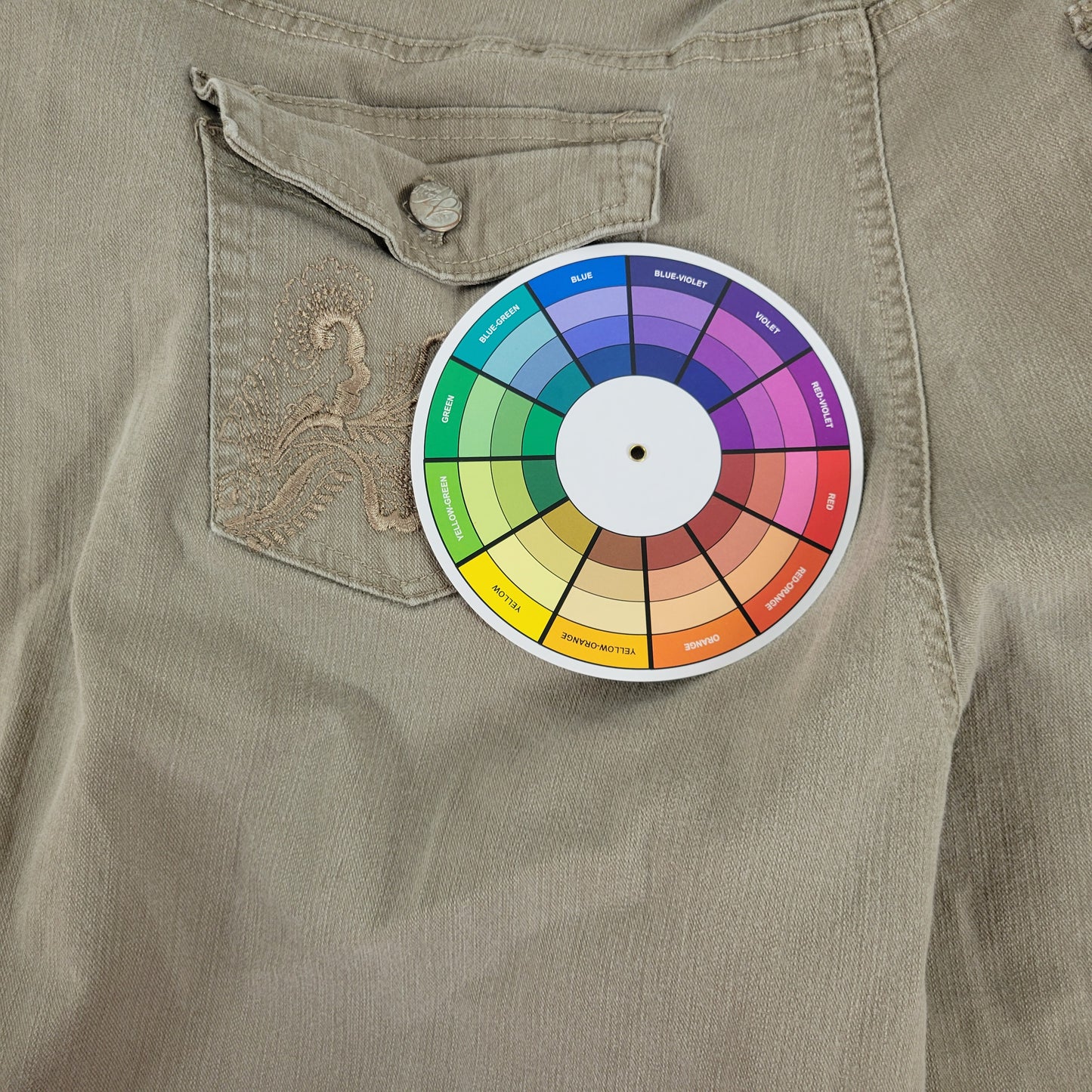 Gloria Vanderbilt Bermuda Shorts 18 Plus Tan Denim Embroidered Pocket SHO3E