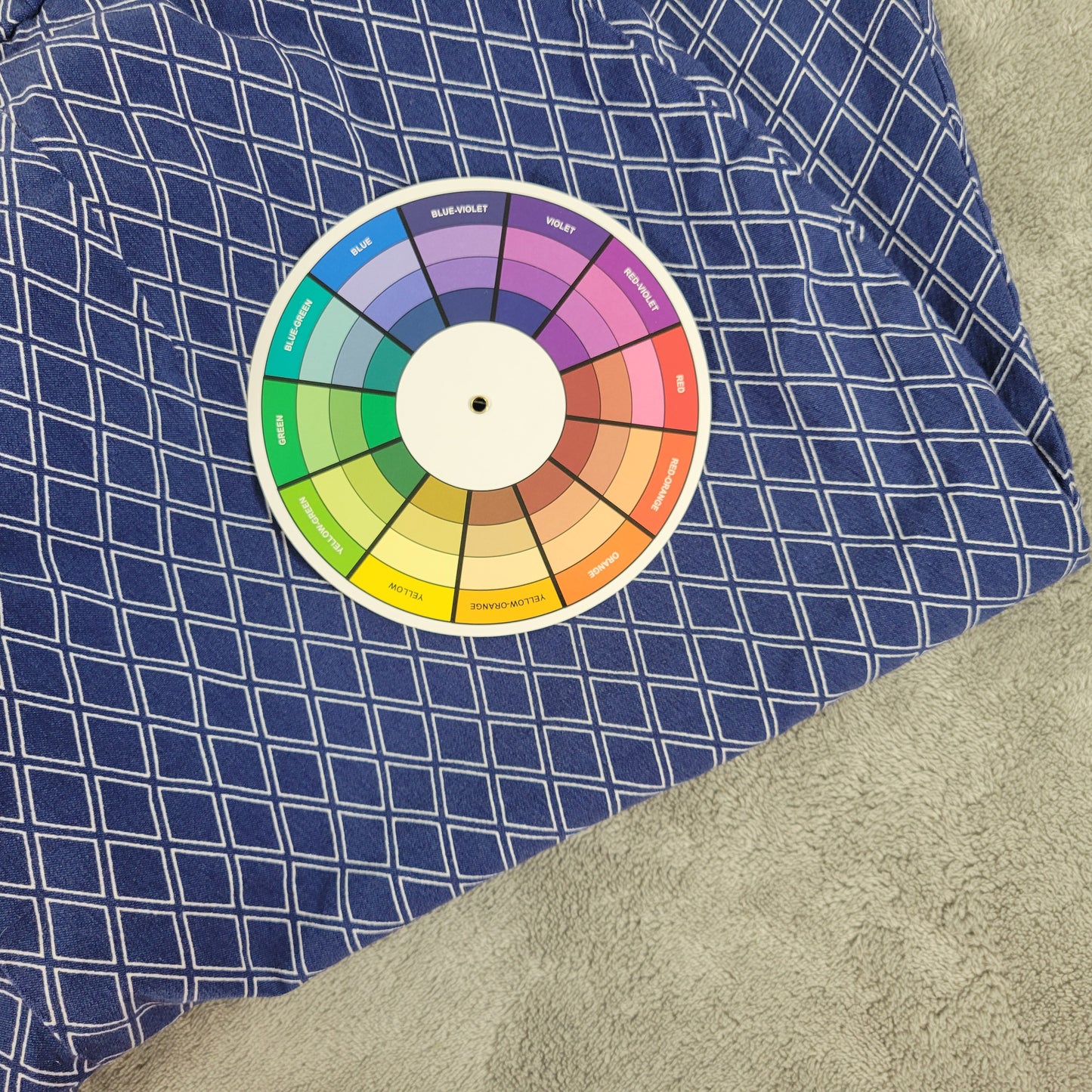 Susan Graver Capri Pants 22W Blue Geometric Diamond Pull On Elastic Waist CAP3E