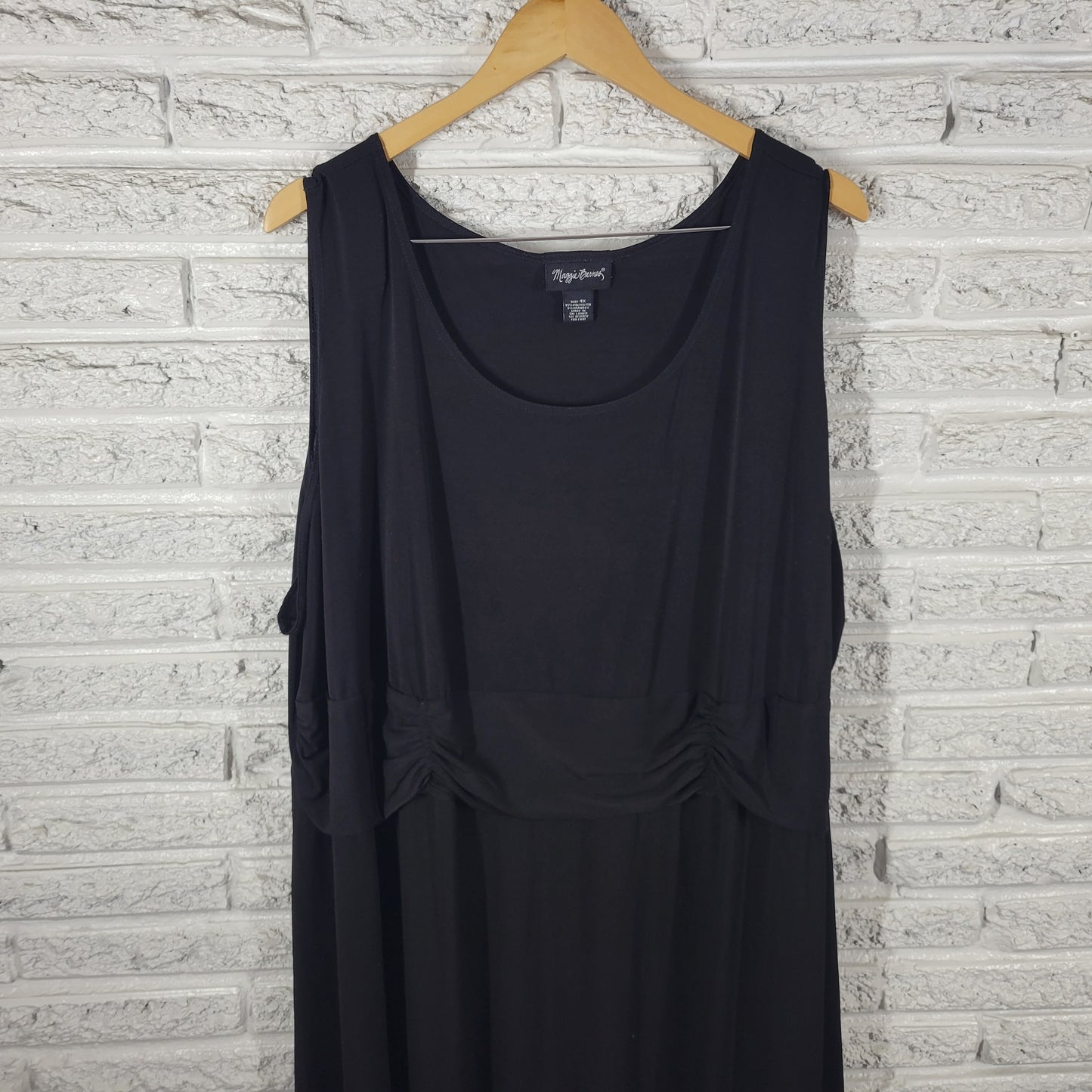 Maggie Barnes Women 4X Dress Black Sheath Tank Sleeveless Knee Length BLA182E