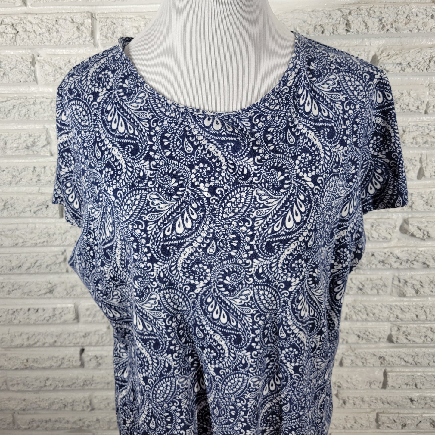 St. John's Bay Paisley Tee 1X Blue White Cotton Short Sleeve Round Neck PAI3E