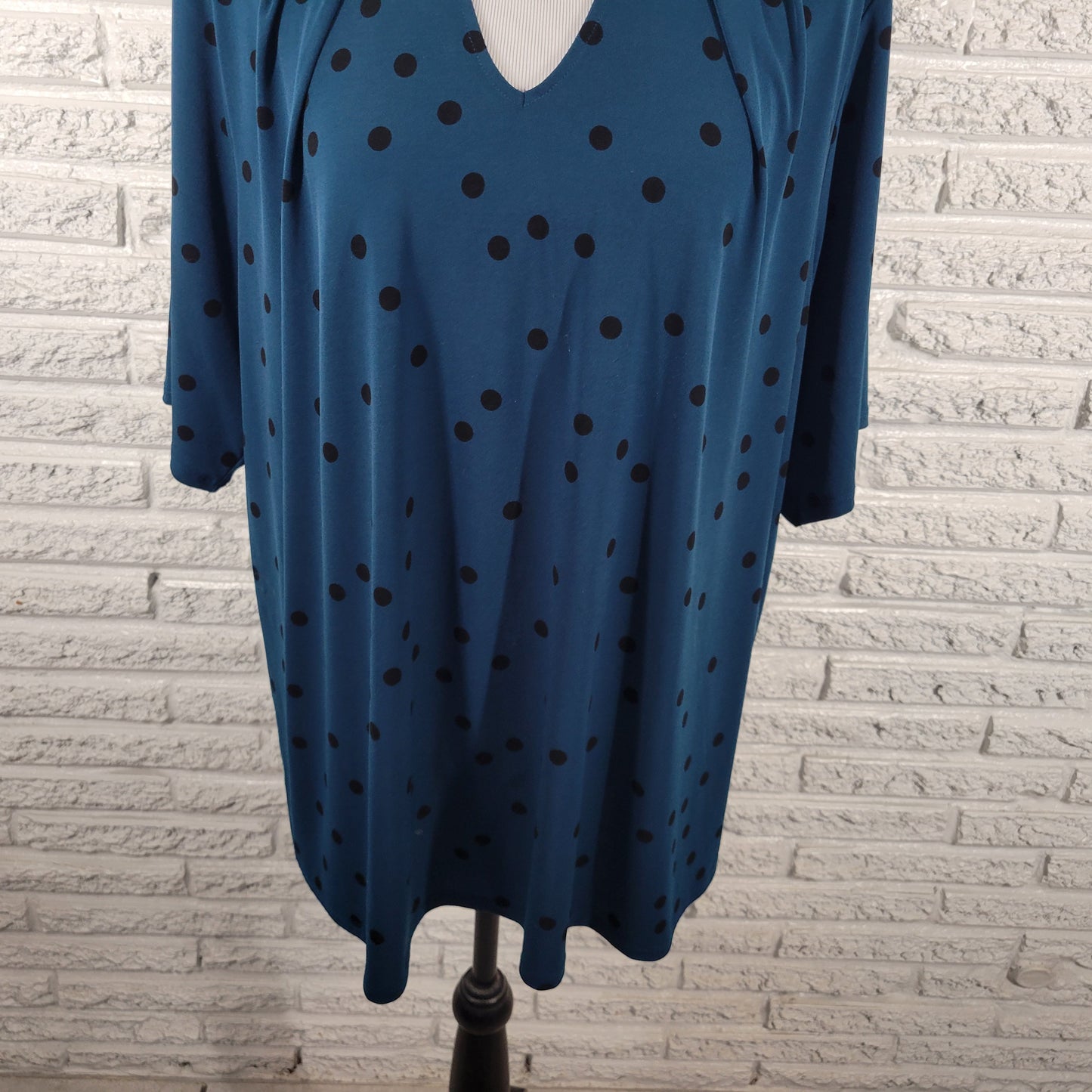 Worthington Women 1X Tunic Blouse Blue Black Polka Dot Keyhole Pleated GEO143E