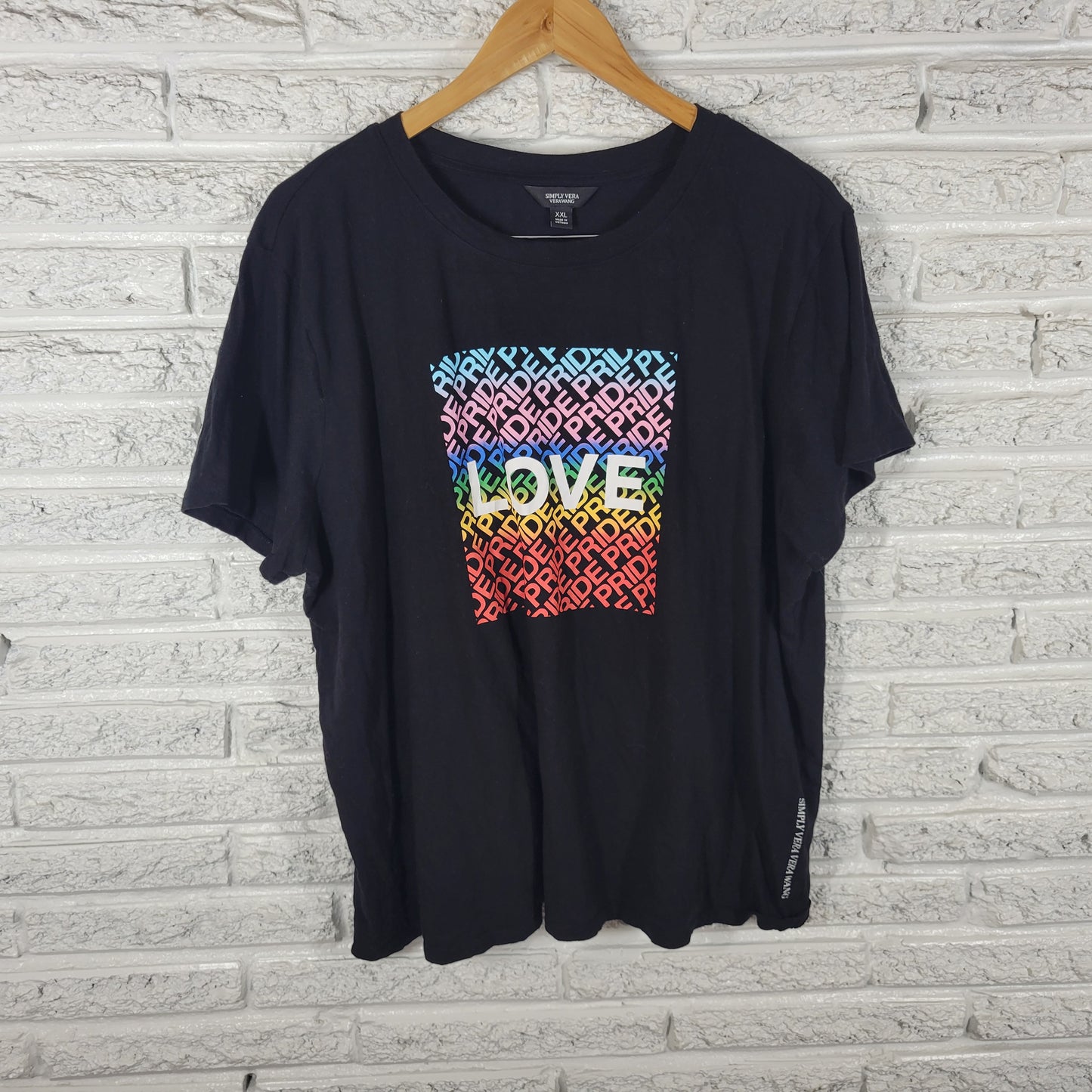 Simply Vera Wang Women XXL Tee Shirt Black LGBTQ Love Pride 100% Cotton NOV164E