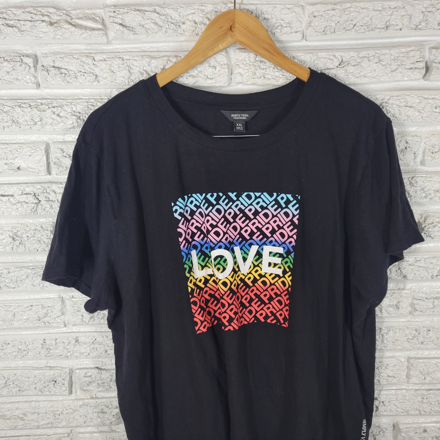 Simply Vera Wang Women XXL Tee Shirt Black LGBTQ Love Pride 100% Cotton NOV164E
