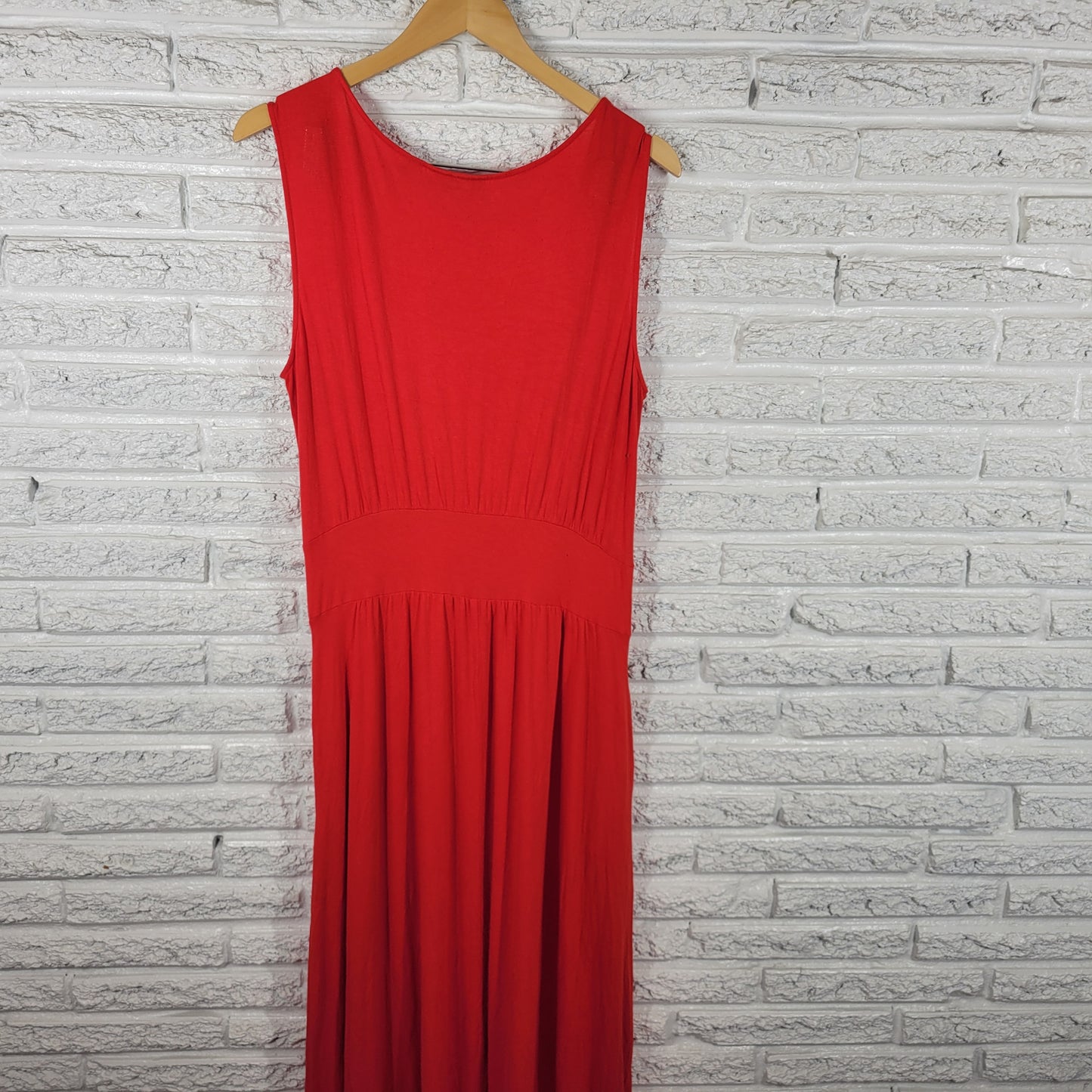 New York & Company Women XL Maxi Dress Red Tank Sleeveless Sheath Stretch RED35E