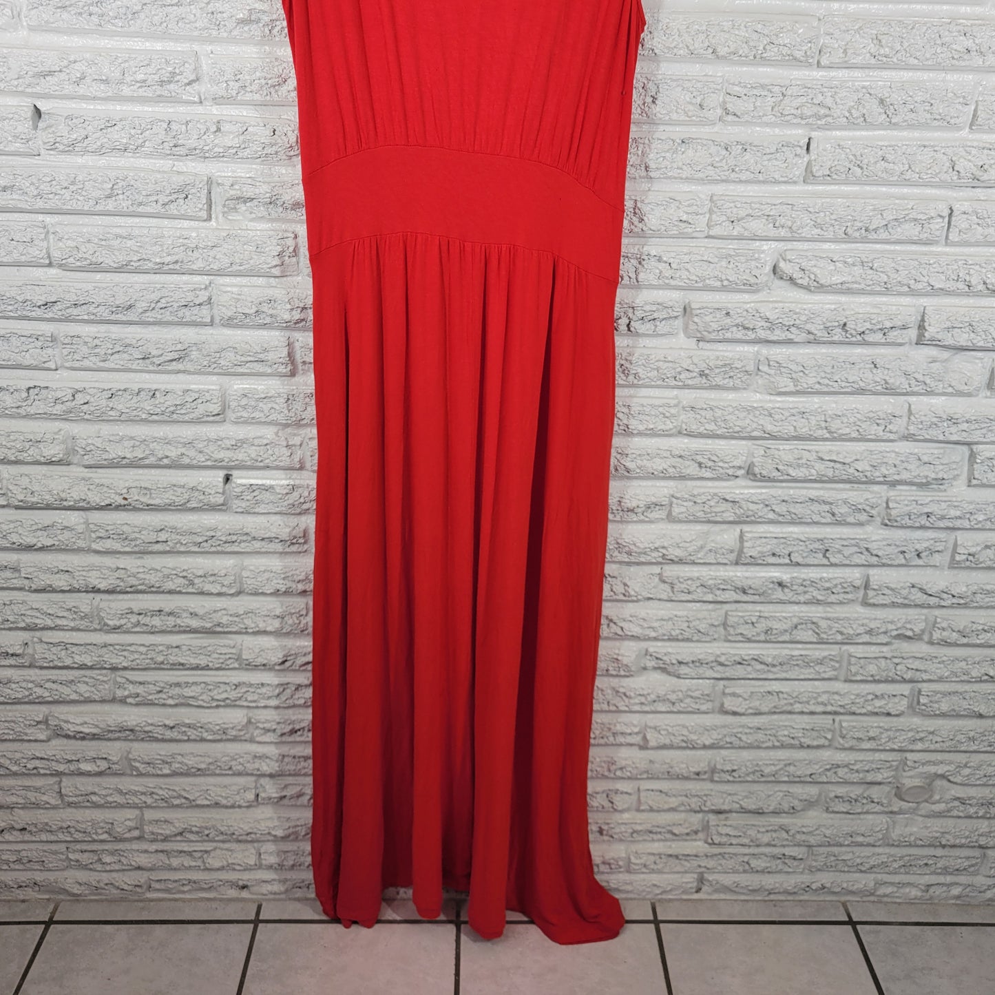 New York & Company Women XL Maxi Dress Red Tank Sleeveless Sheath Stretch RED35E