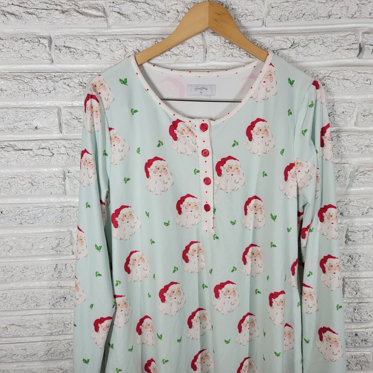 Sweet Honey Women XL Pajama Top Christmas Santa Claus Ruffle Long Sleeve NOV153E