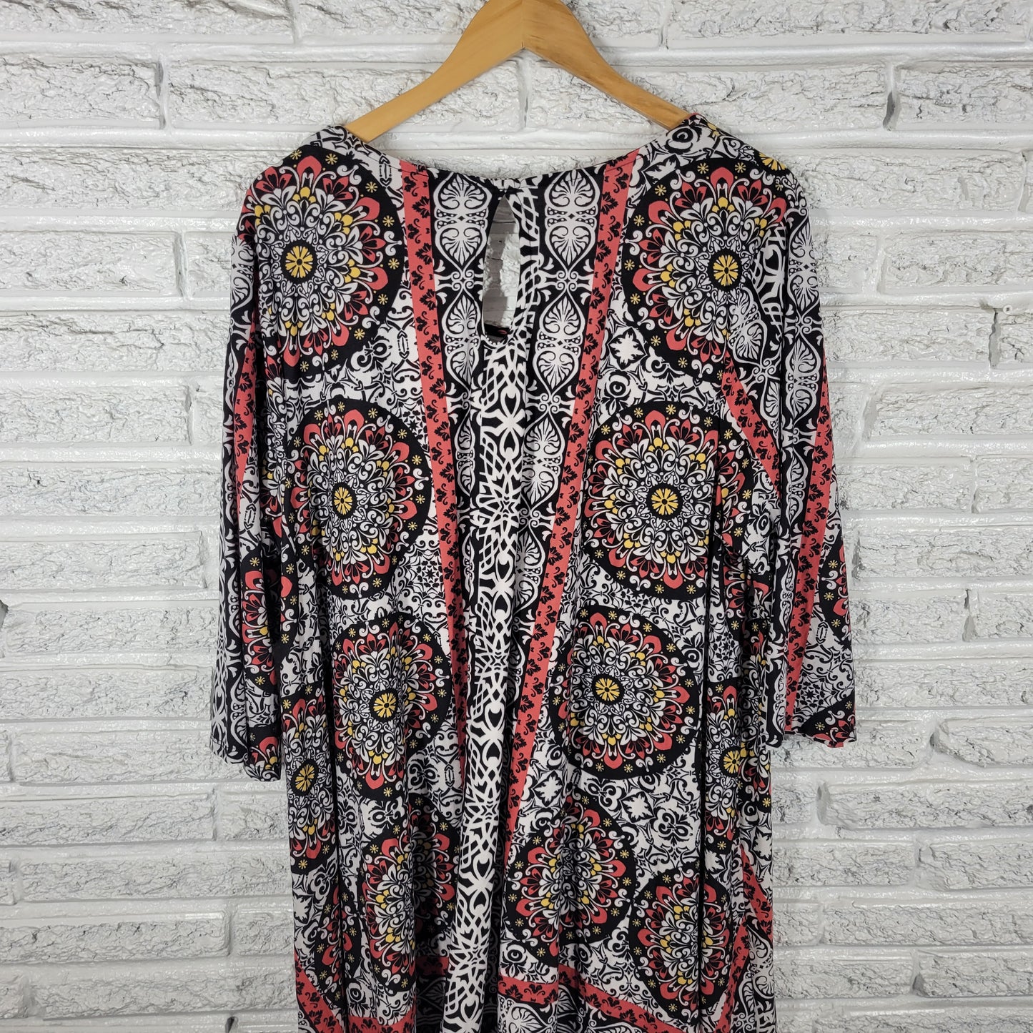Allison Brittney Women 3X Shirt Dress Black Red Geometric Keyhole GEO84E