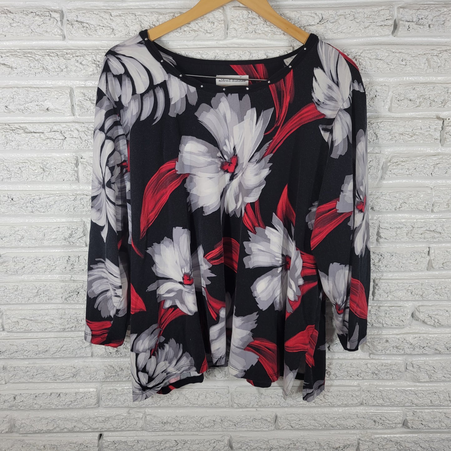 Alfred Dunner Top 3X Womens Plus Black Red Gray Floral Studded  FLO205E